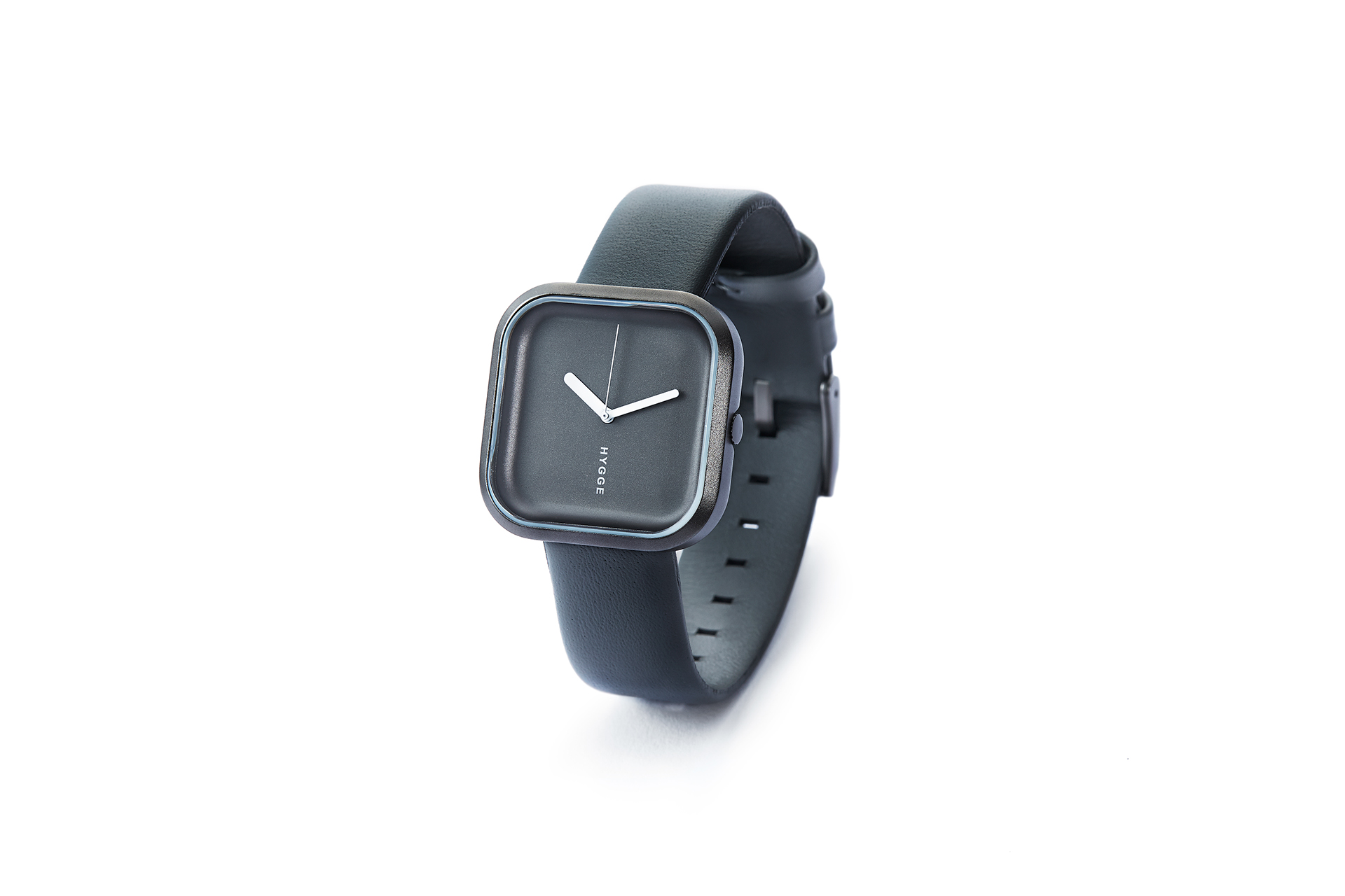 Wrist watch，female sex，orange，green，black，