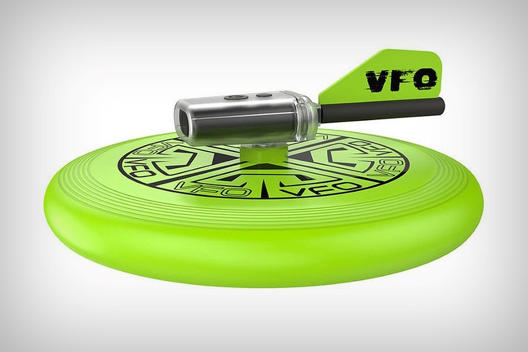 Frisbee，camera，High speed rotation，