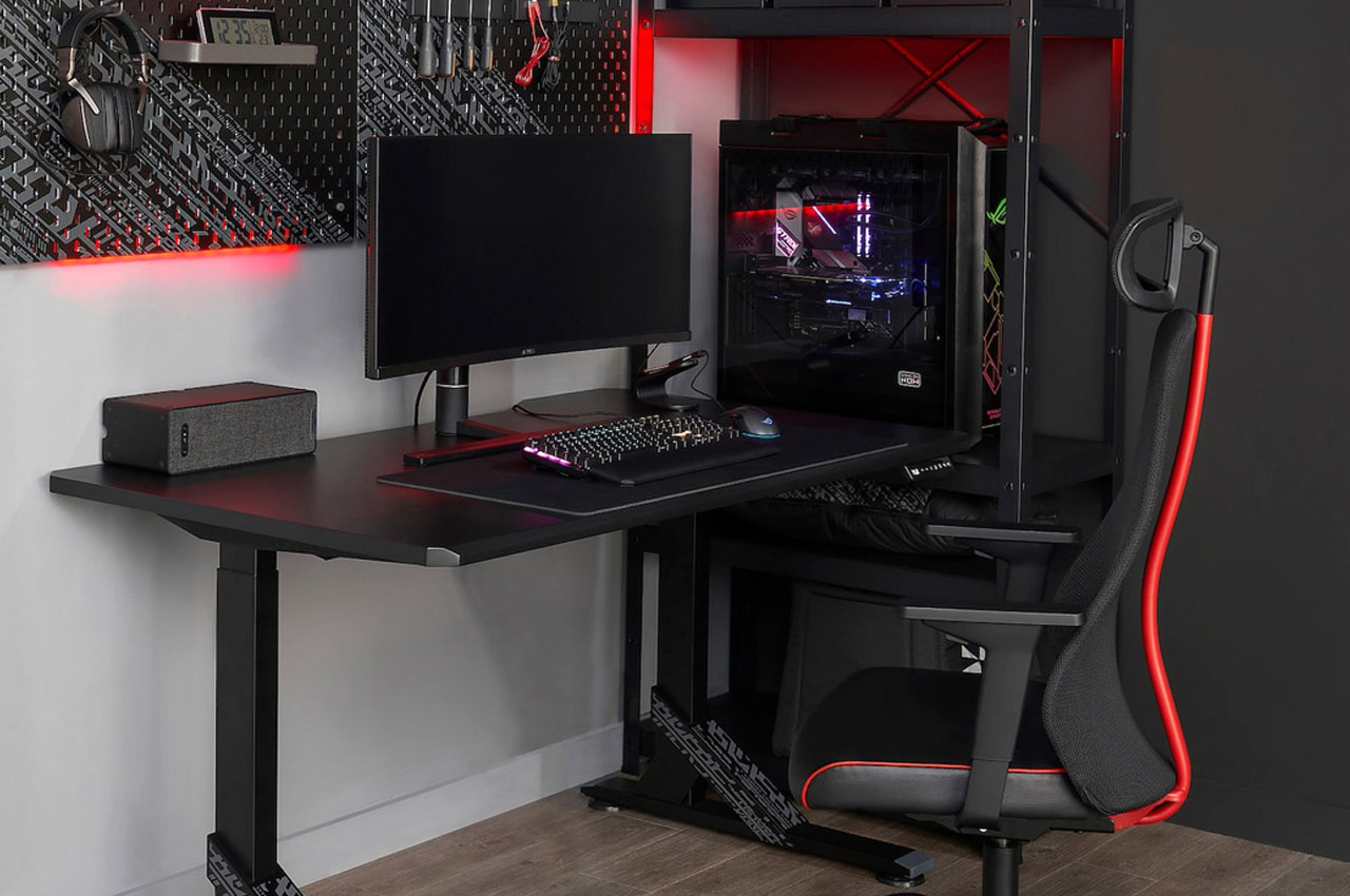 Omni One，virtual reality，recreational machines，