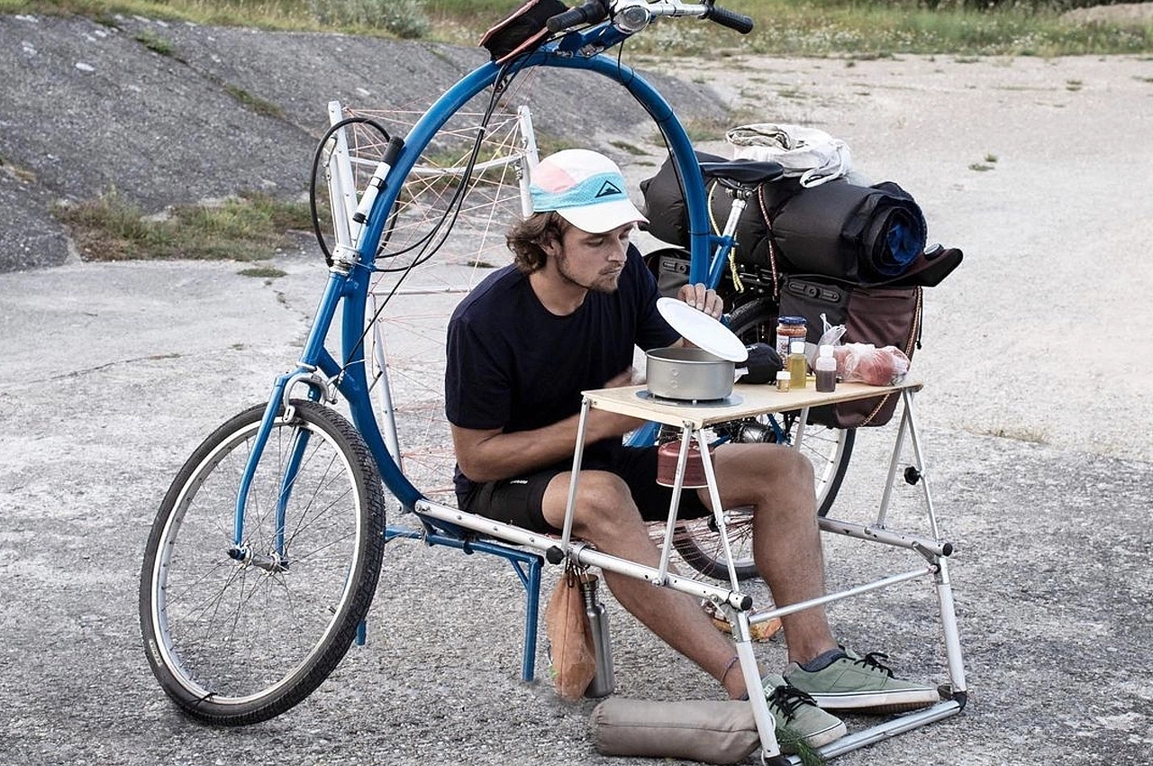 Bicycle，Deformable，Minimalism，