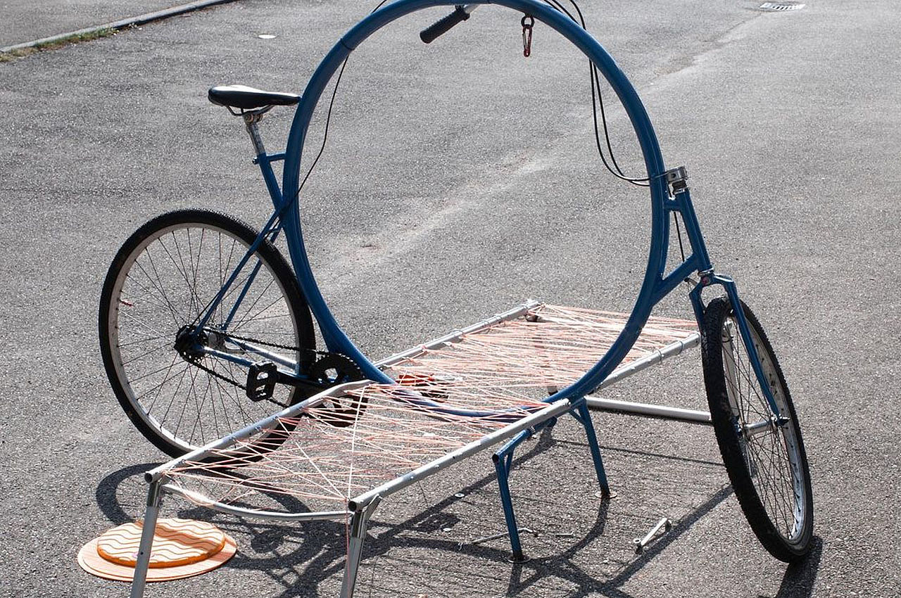 Bicycle，Deformable，Minimalism，