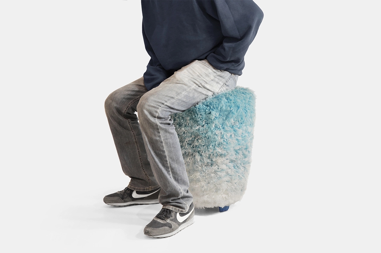 Mask，Sitting stool，disinfect，Waste utilization，