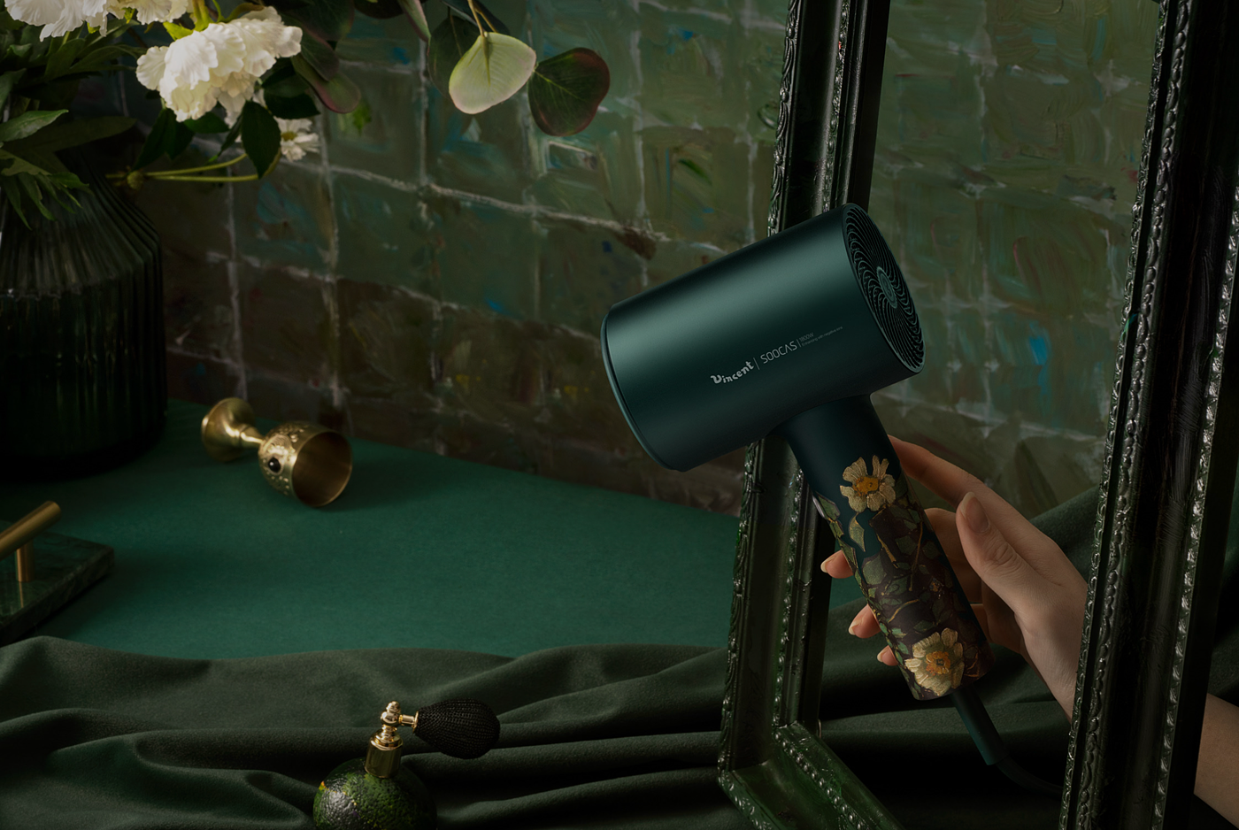 hair drier，Personal beauty care，product design，industrial design，Van Gogh，original，female sex，gift，