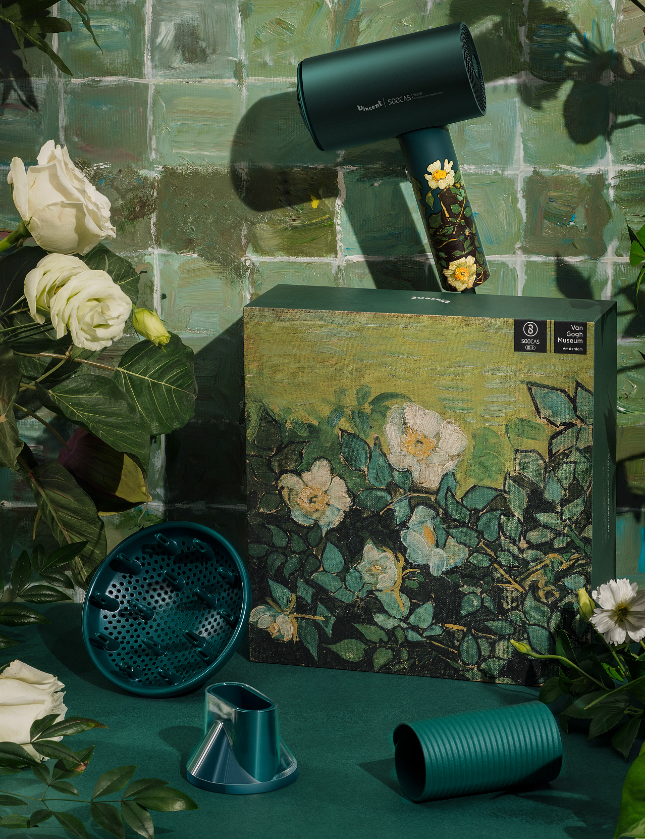 hair drier，Personal beauty care，product design，industrial design，Van Gogh，original，female sex，gift，