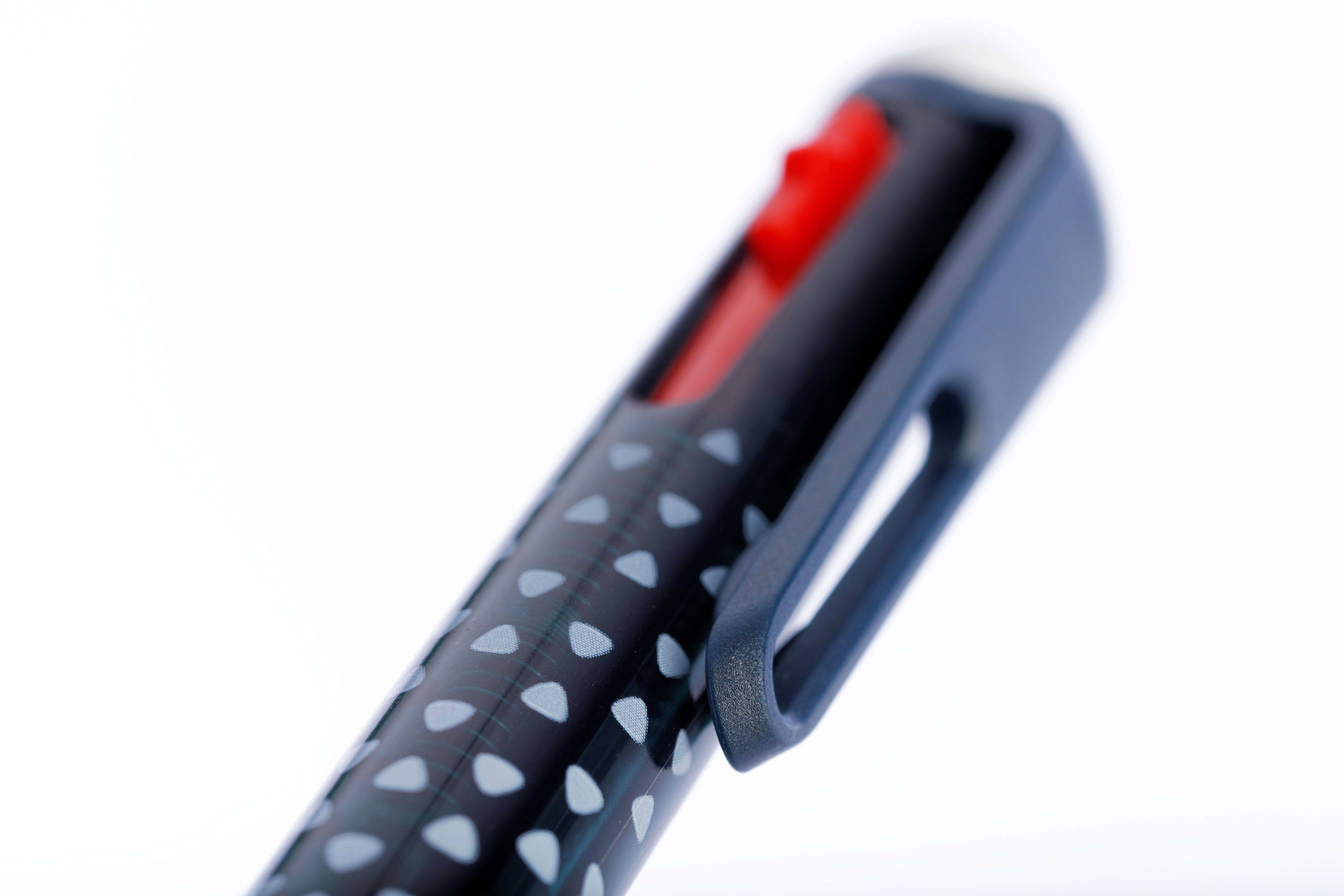 ball pen，Stationery，pen，Water pen，blue，