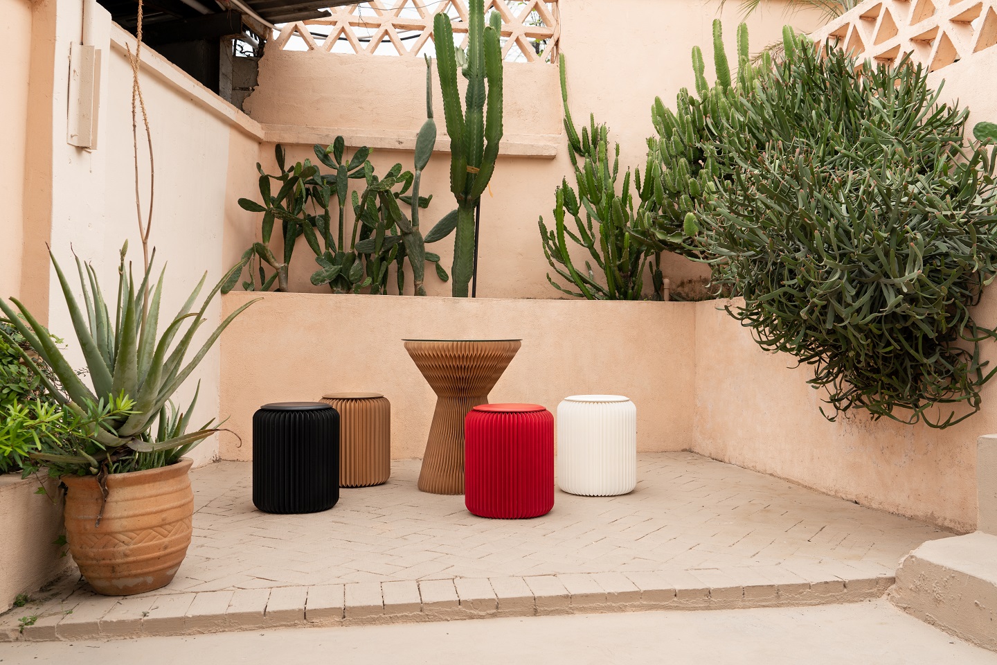 tea table，Paper tea table，Table table，Creative coffee table，Original design，good-looking，Living room coffee table，Business reception，