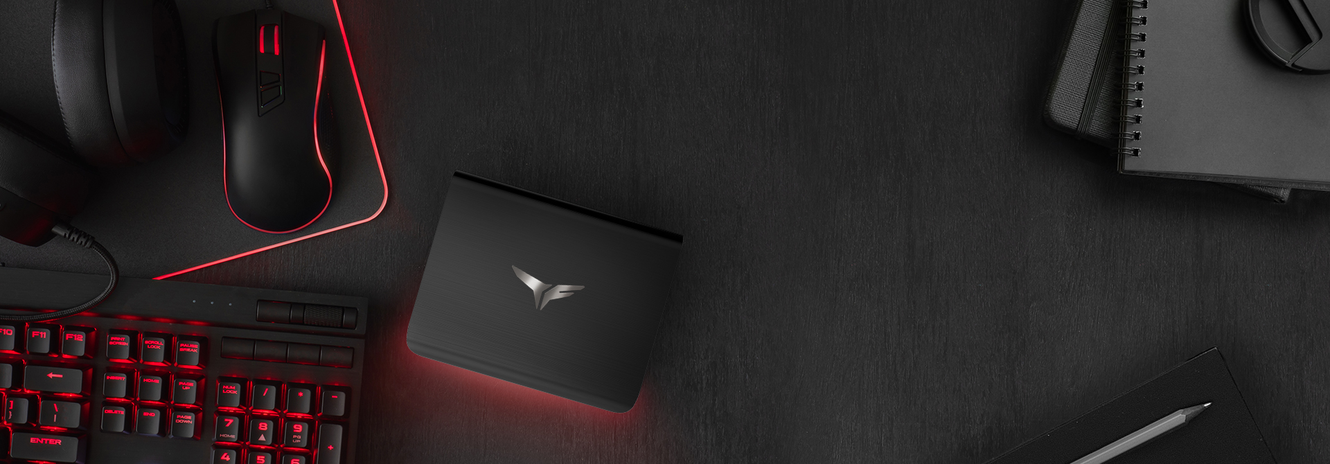 2021 red dot product design award，RGB SSD，Solid state disk，