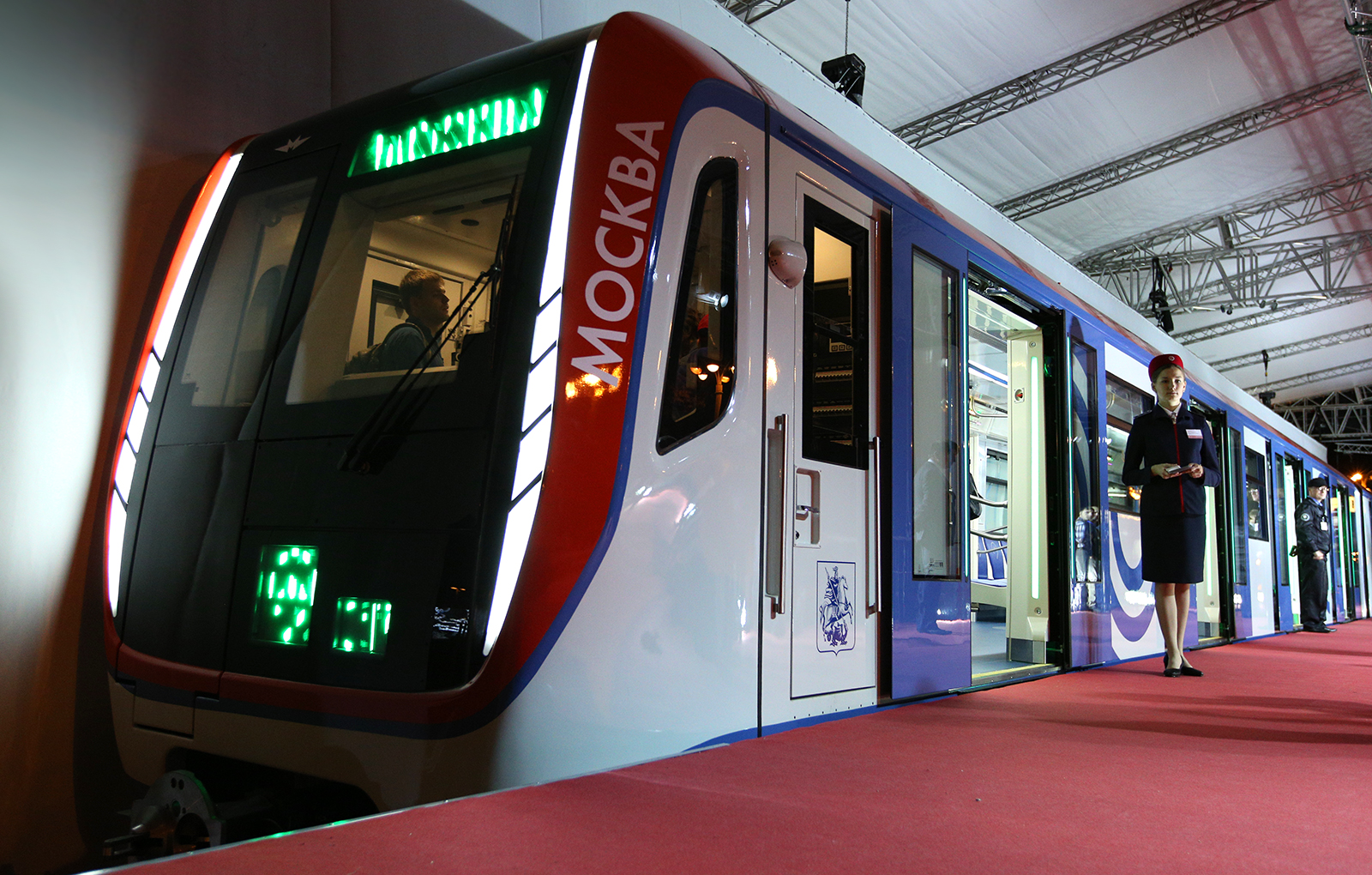 Deina / Moscow 2020，subway train，vehicle，2021 red dot product design award，