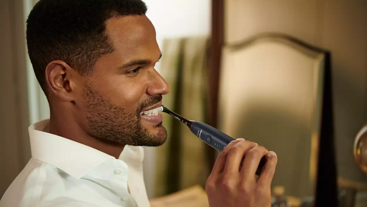 2021 red dot product design award，Electric toothbrush，philips，Sonicare 9900，