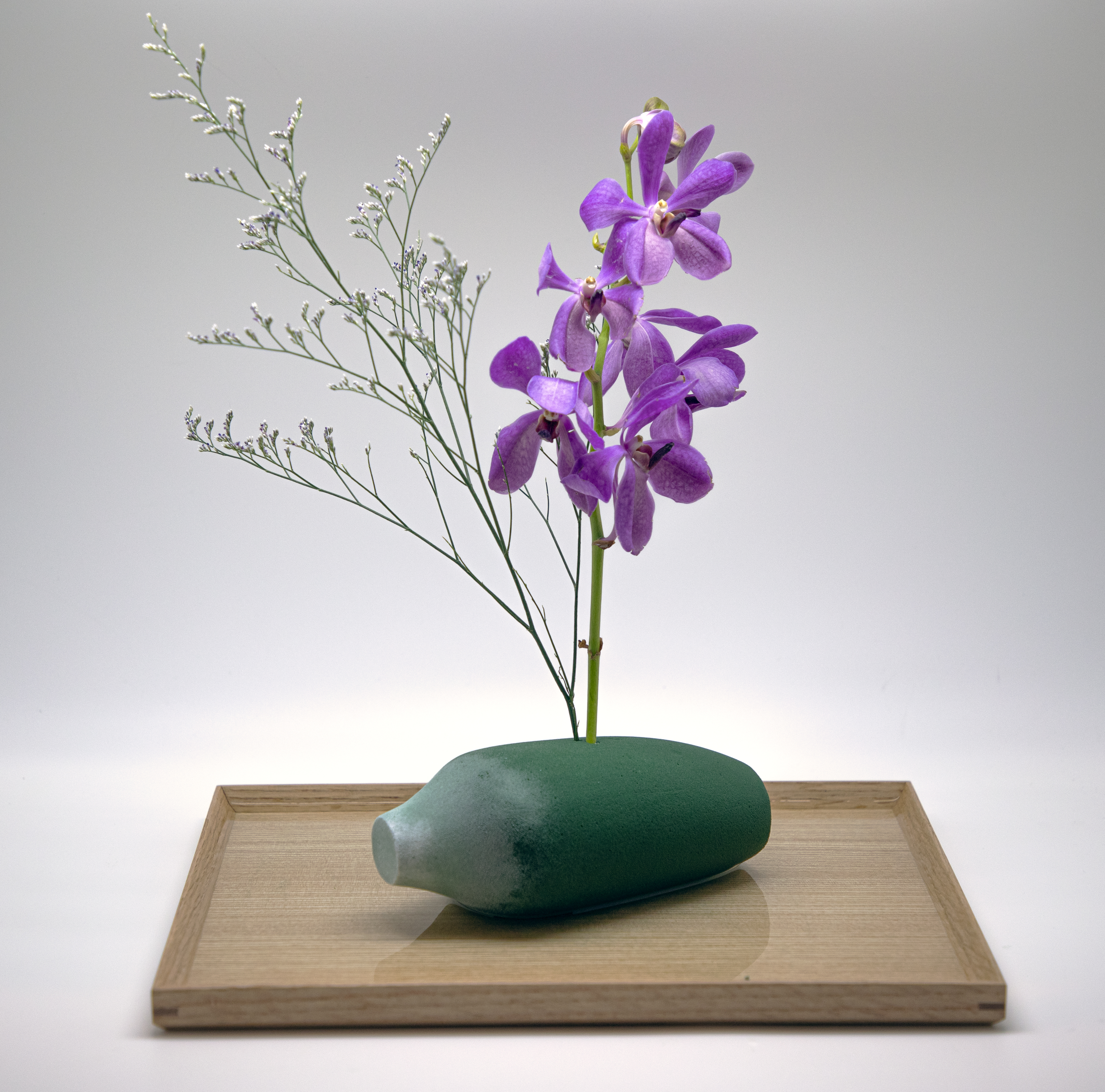vase，foam，flower arrangement，Material Science，