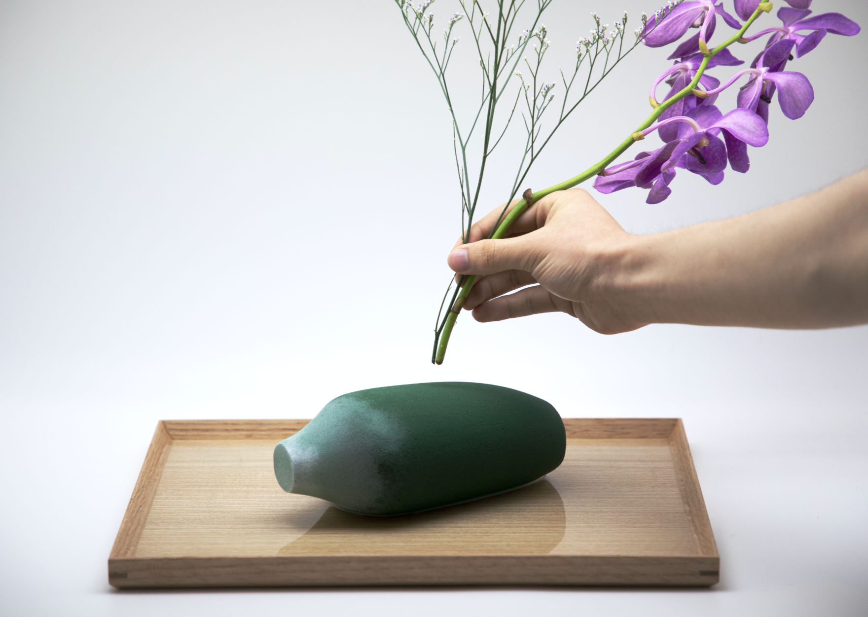 vase，foam，flower arrangement，Material Science，