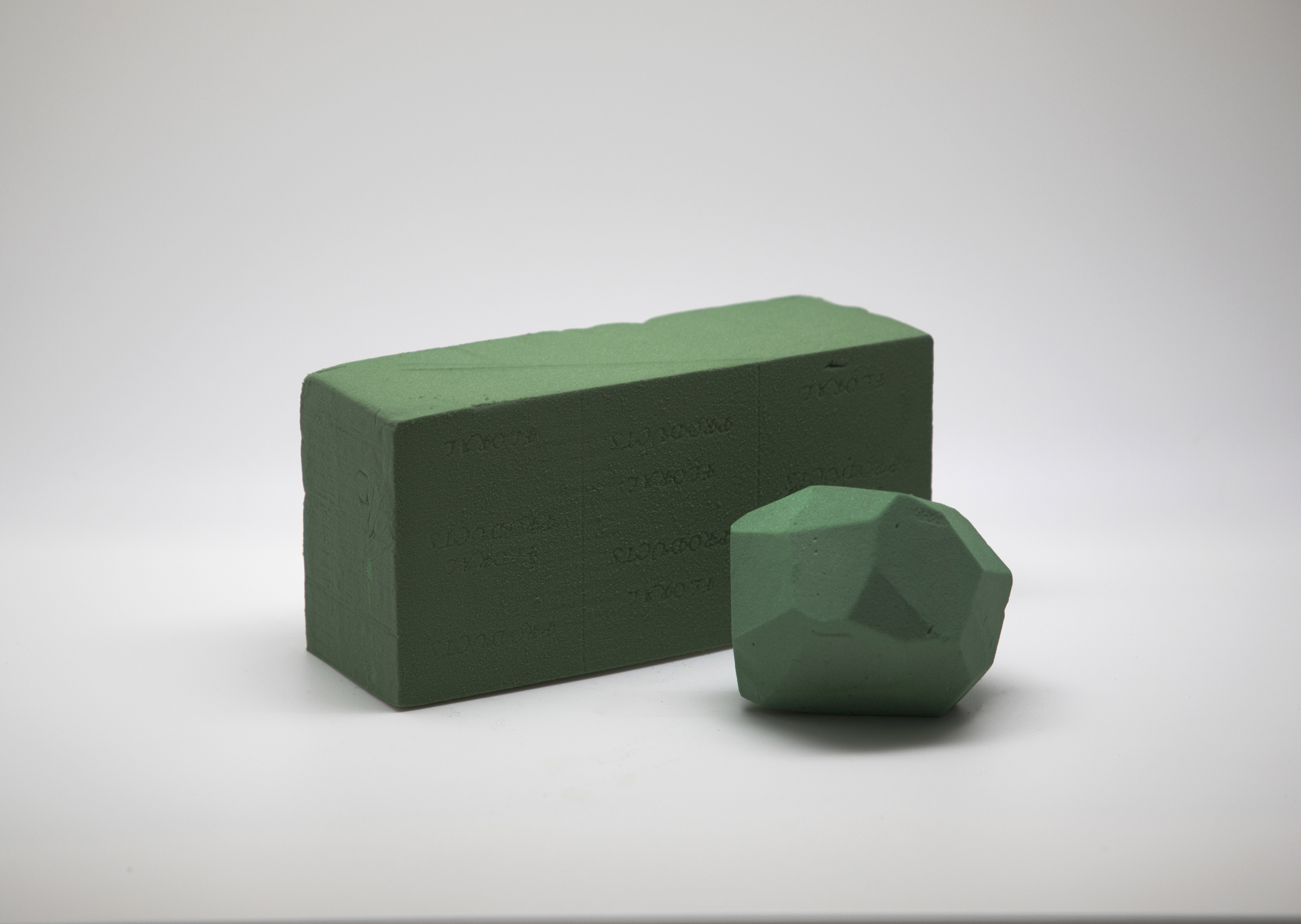 vase，foam，flower arrangement，Material Science，