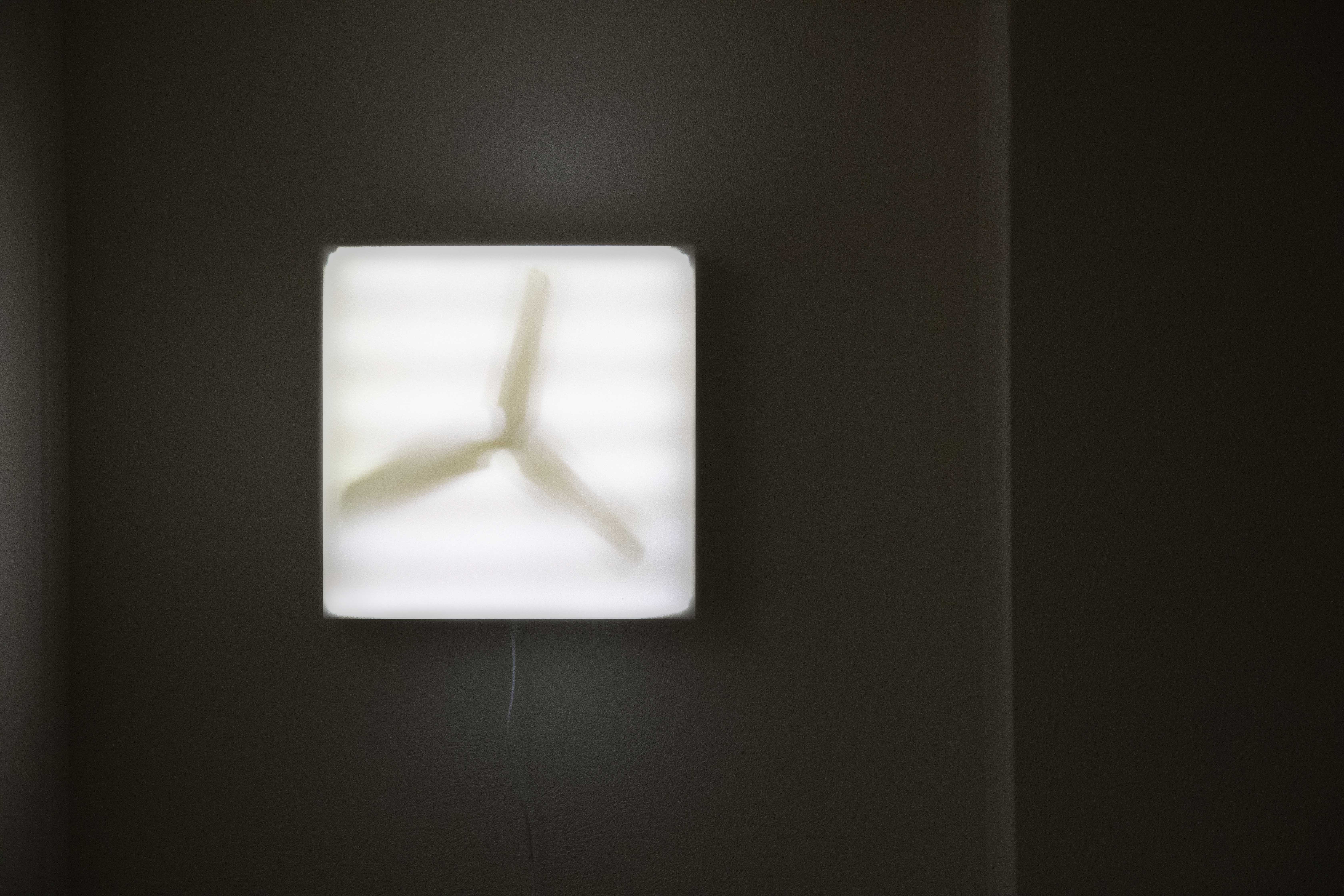 Wall lamp，ventilating fan，close，outside，synesthesia，