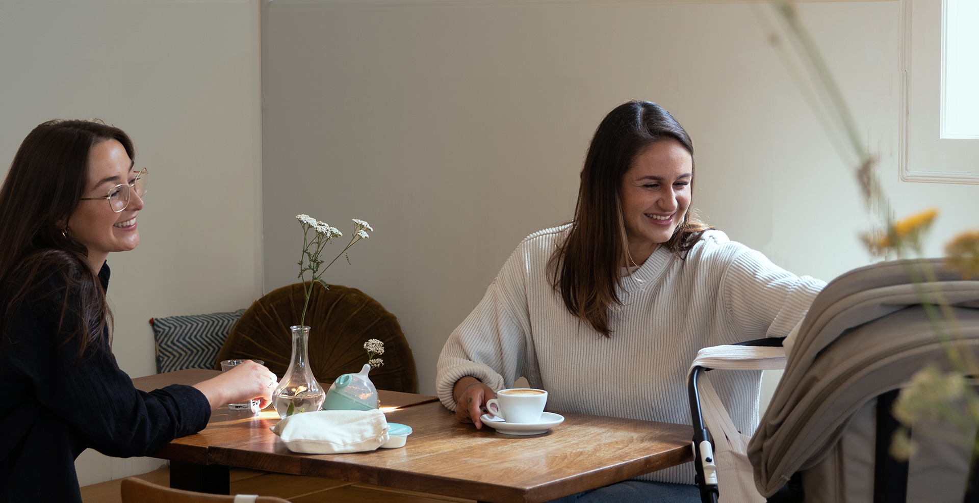 2021 red dot product design award，MIMIC，feeding bottle，