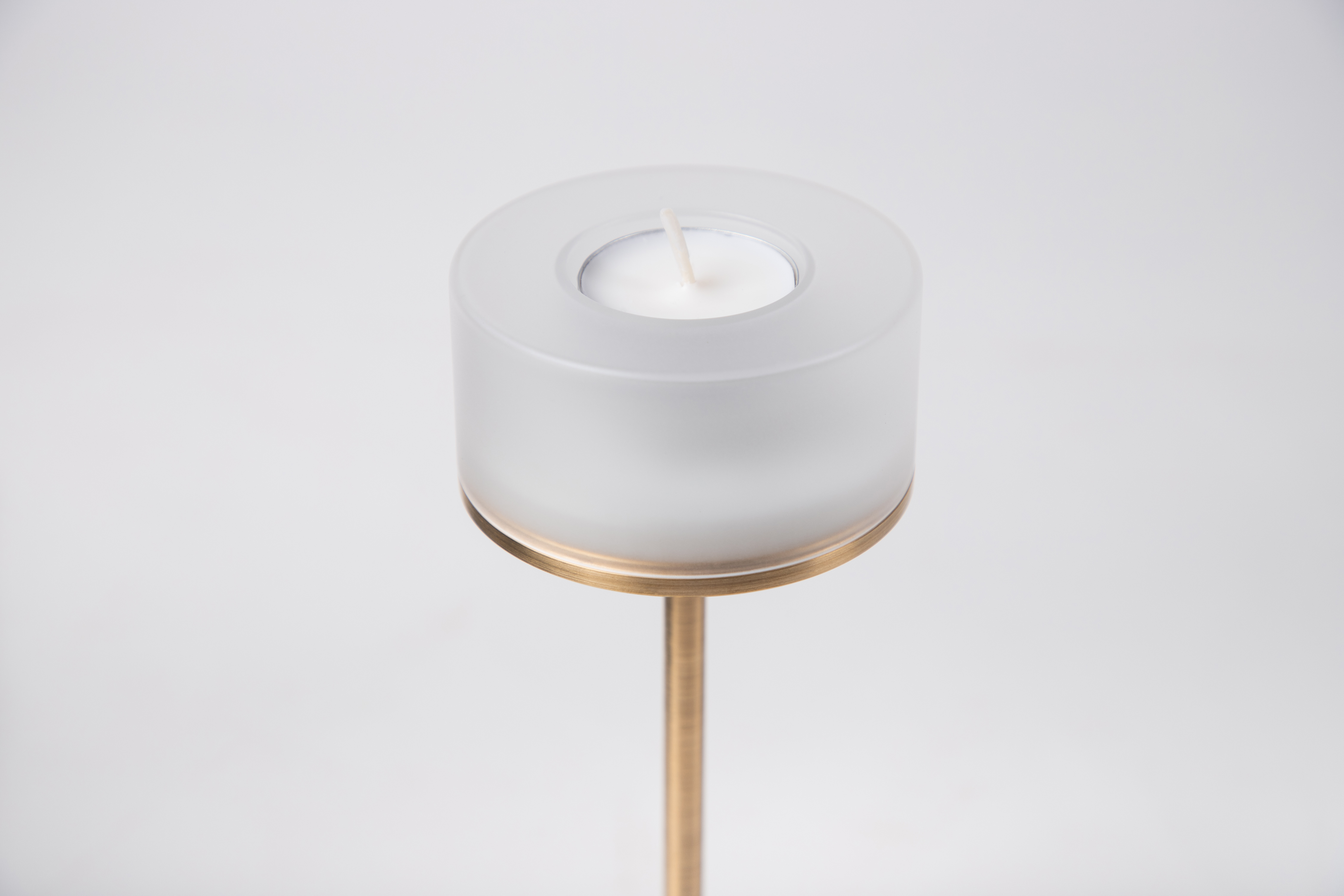 Graduation exhibition，School of industrial design, Guangzhou Academy of Fine Arts，Candlestick lamp，Ritual sense，