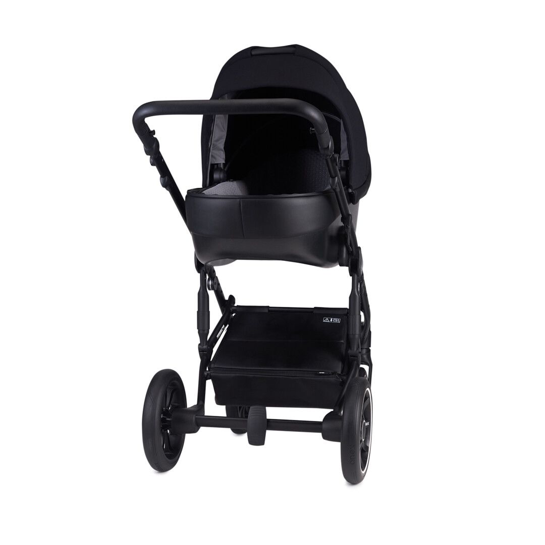 baby carriage，baby，2021 red dot product design award，