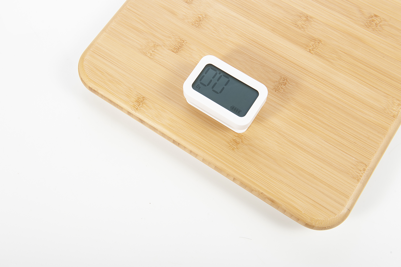 2021 red dot product design award，Electronic scale，No battery，Bamboo system，