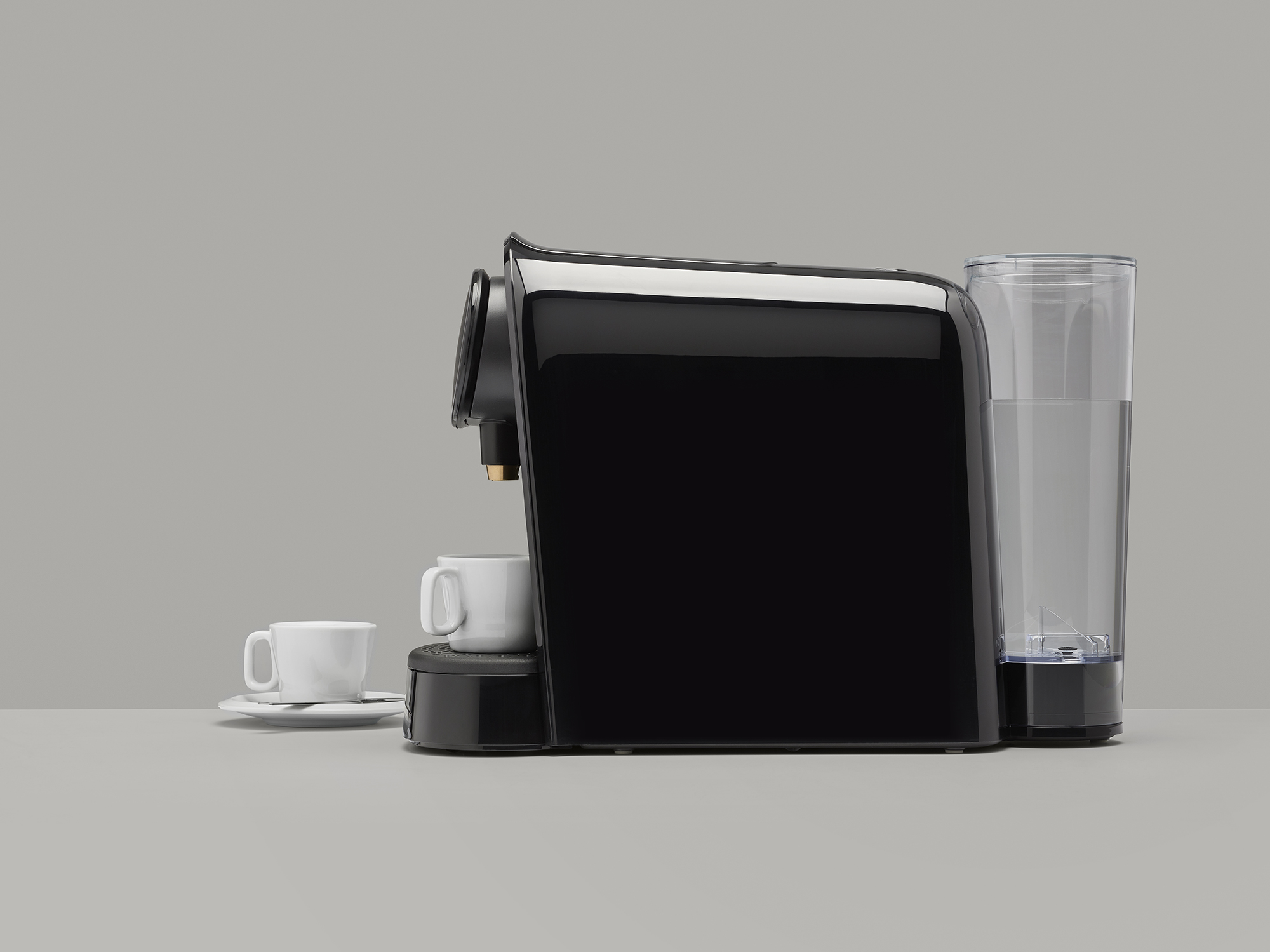 Coffee，Coffee machine，2021 red dot product design award，