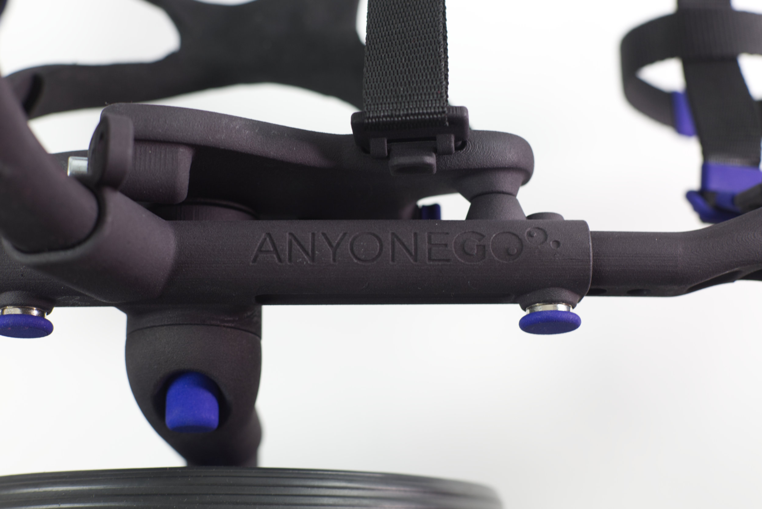 2021 red dot product design award，AnyoneGo，3D printing，Disabled dog wheelchair，Pets，