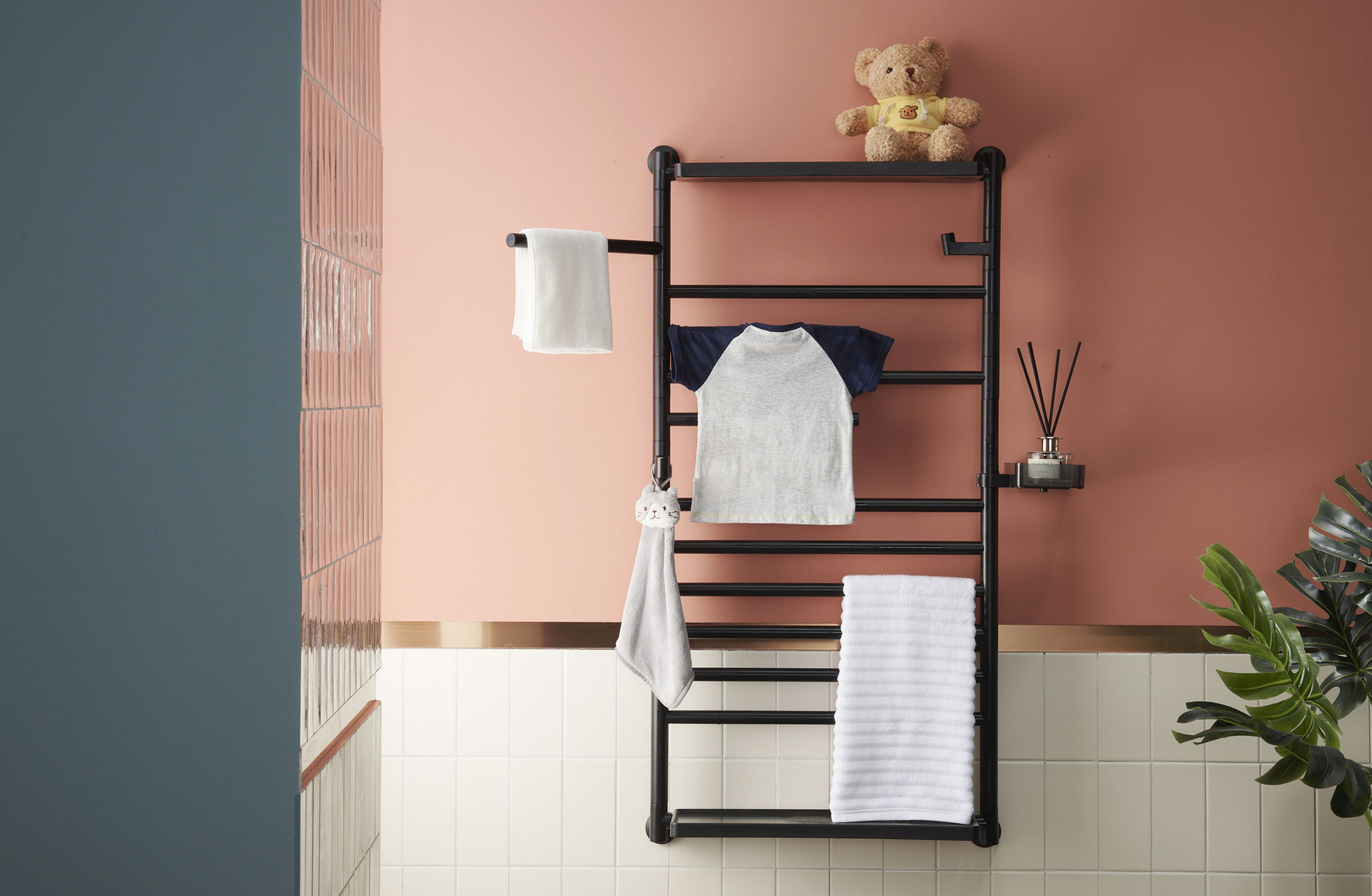 Heater，Wall mounted，Towel rack，Kohler，2021 red dot product design award，