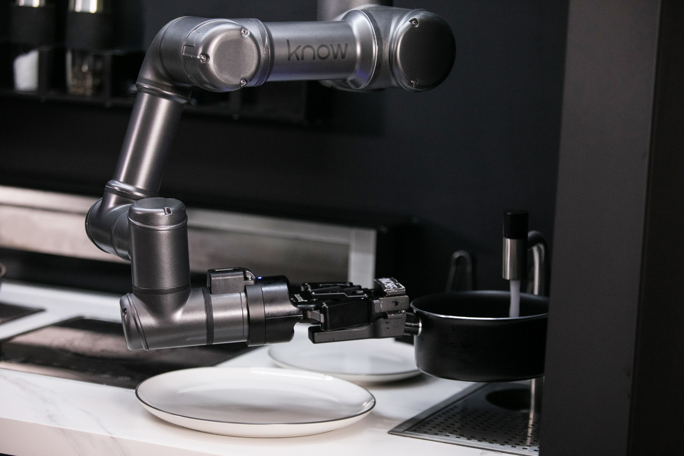 Kitchen system，intelligence，interactive，2021 red dot product design award，