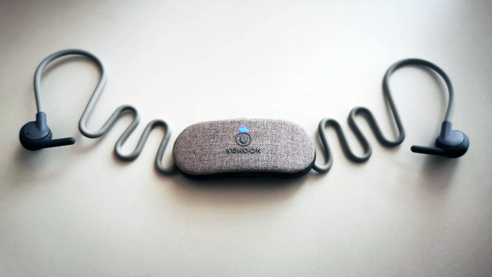 headset，sensor，Help sleep，Size，2021 red dot product design award，