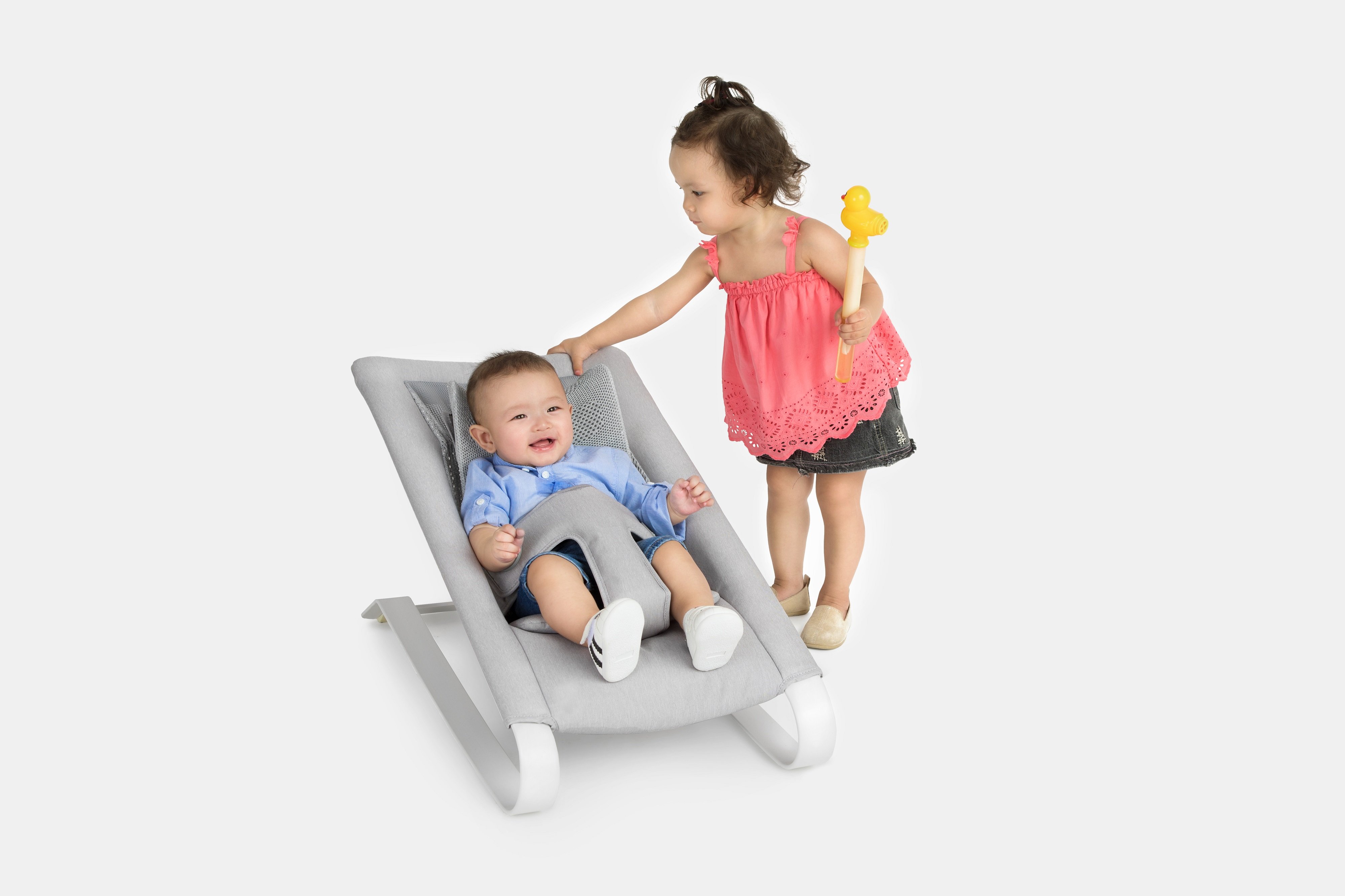 Baby rocking chair，Maternal and infant products，Baby Bouncer，2021 red dot product design award，