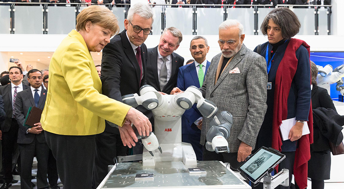robot，ABB，Mechanical arm，Merkel ，Modi，Germany，