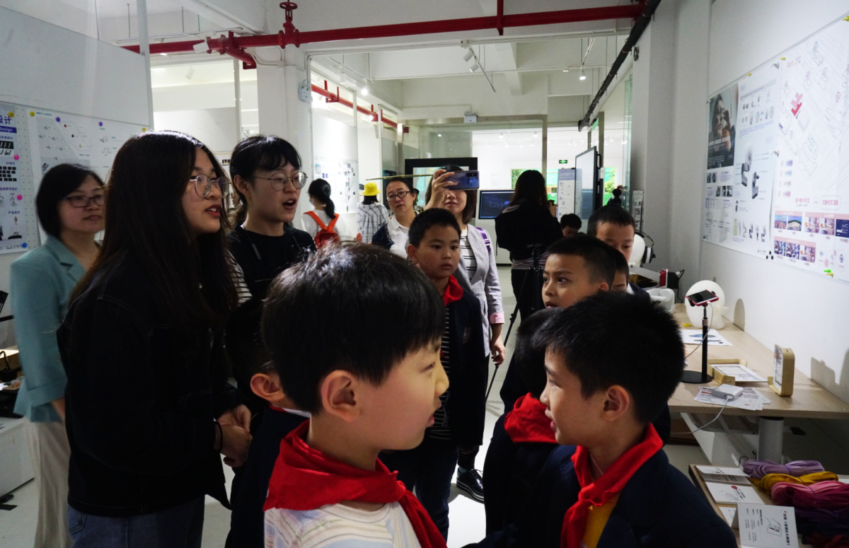 2021 undergraduate graduation design works，Graduation exhibition，School of Design, Hunan University ，Hand exercise Kit，weave，