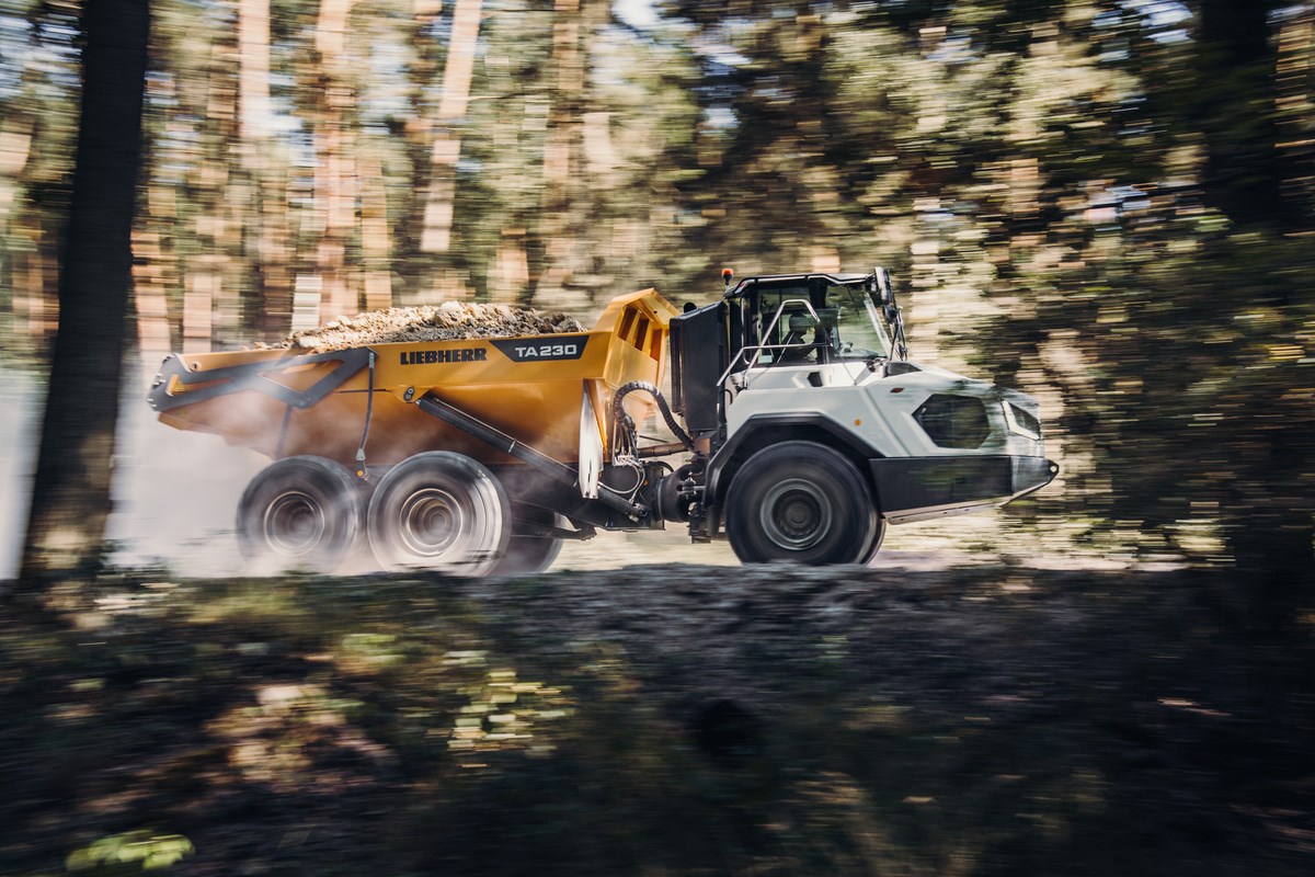 2021 red dot product design award，Small TA 230，articulated，Dump truck，