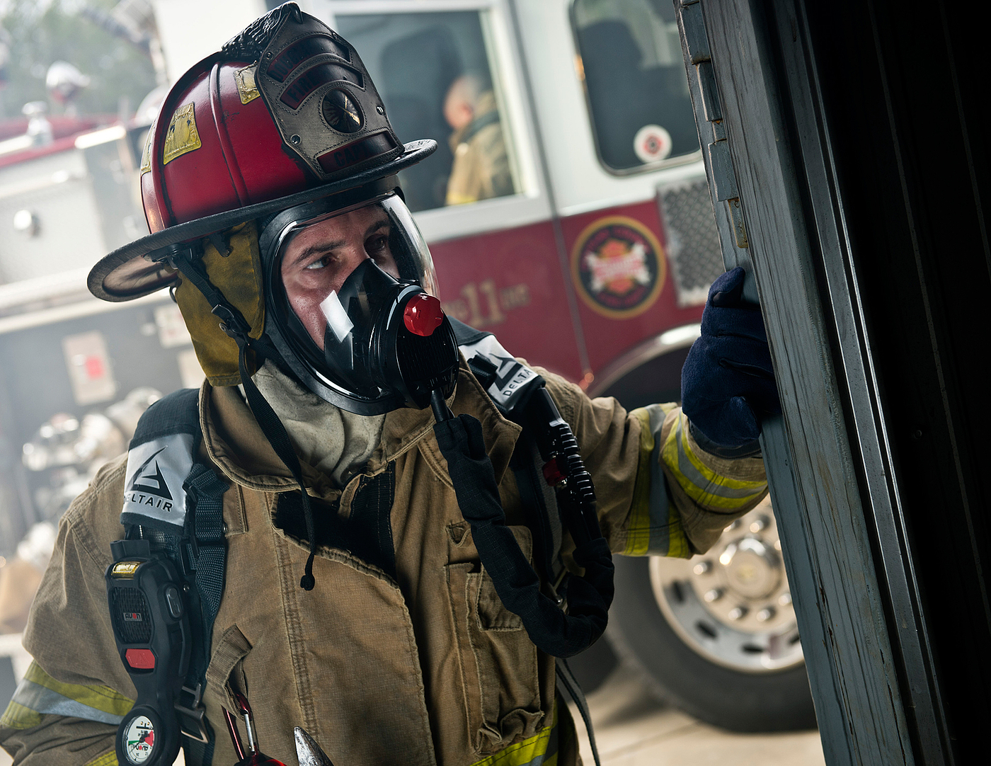 Fire fighting appliances，Breathing mask，respirator，Professional tools，