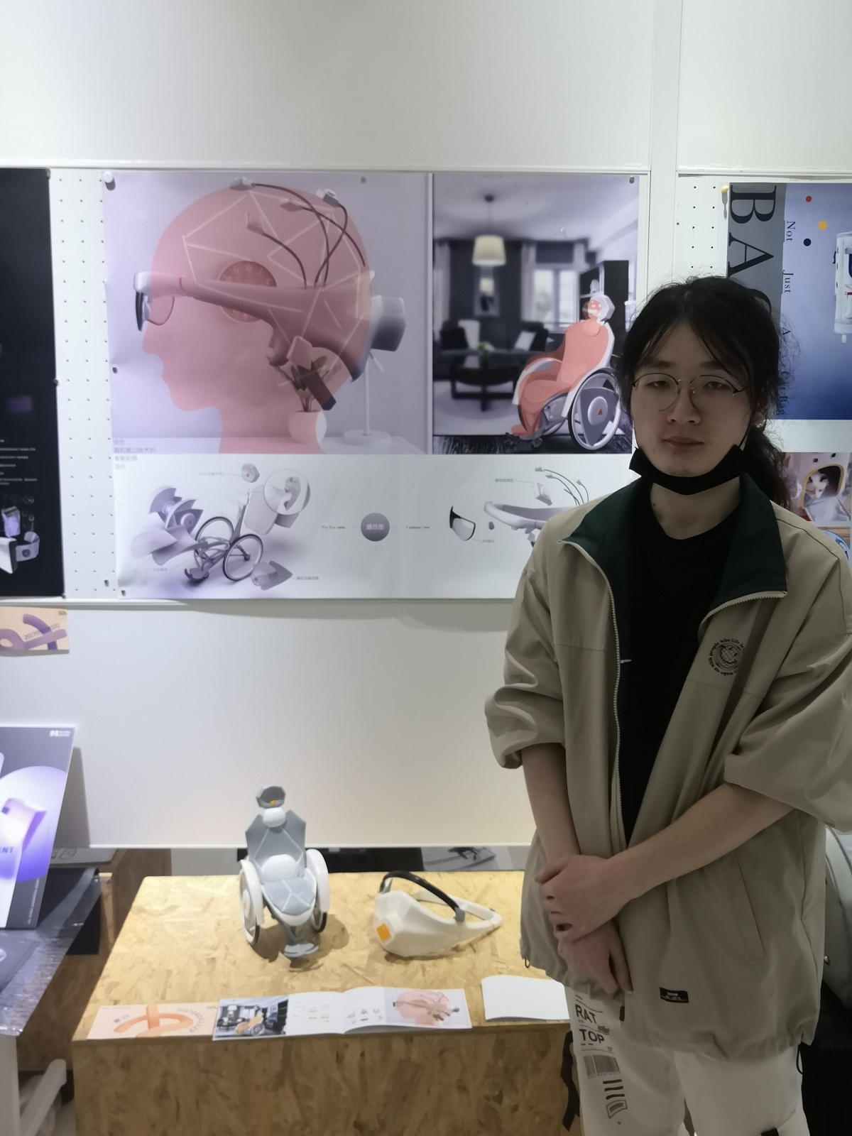 2021 undergraduate graduation design works，Graduation exhibition，School of Design, Hunan University ，Rehabilitation wheelchair，