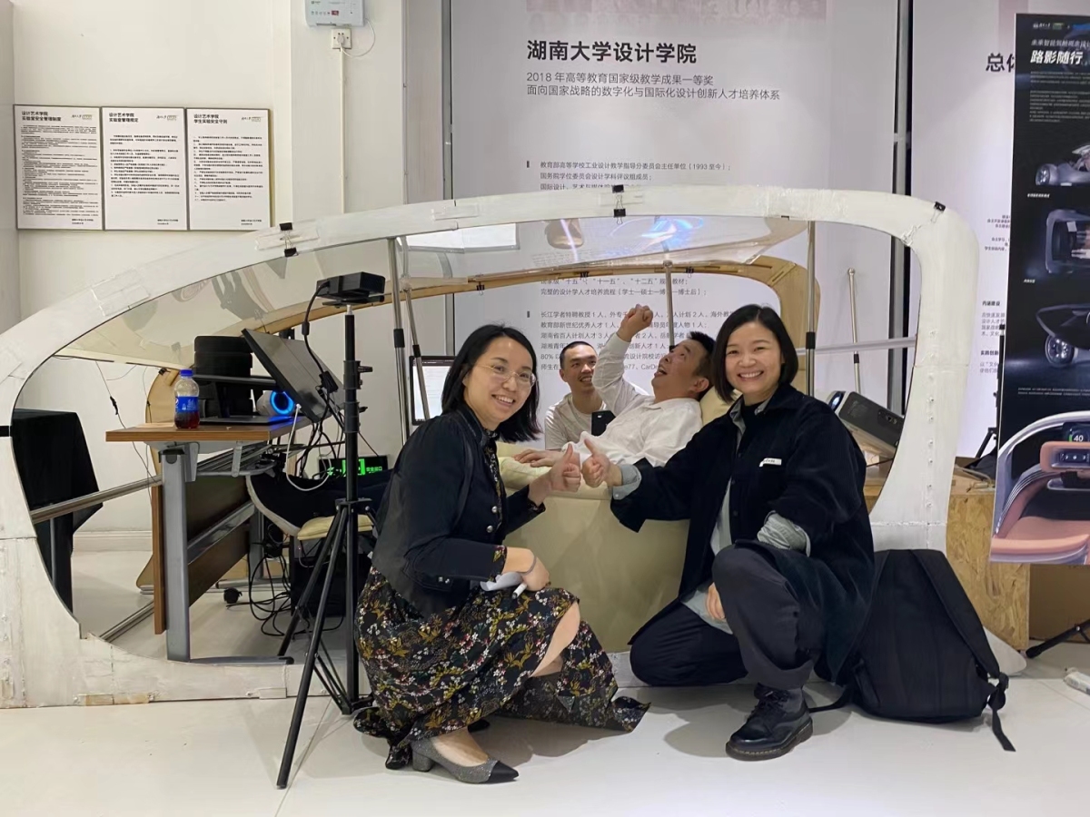 2021 undergraduate graduation design works，Graduation exhibition，School of Design, Hunan University ，Passenger car，Movie viewing experience，