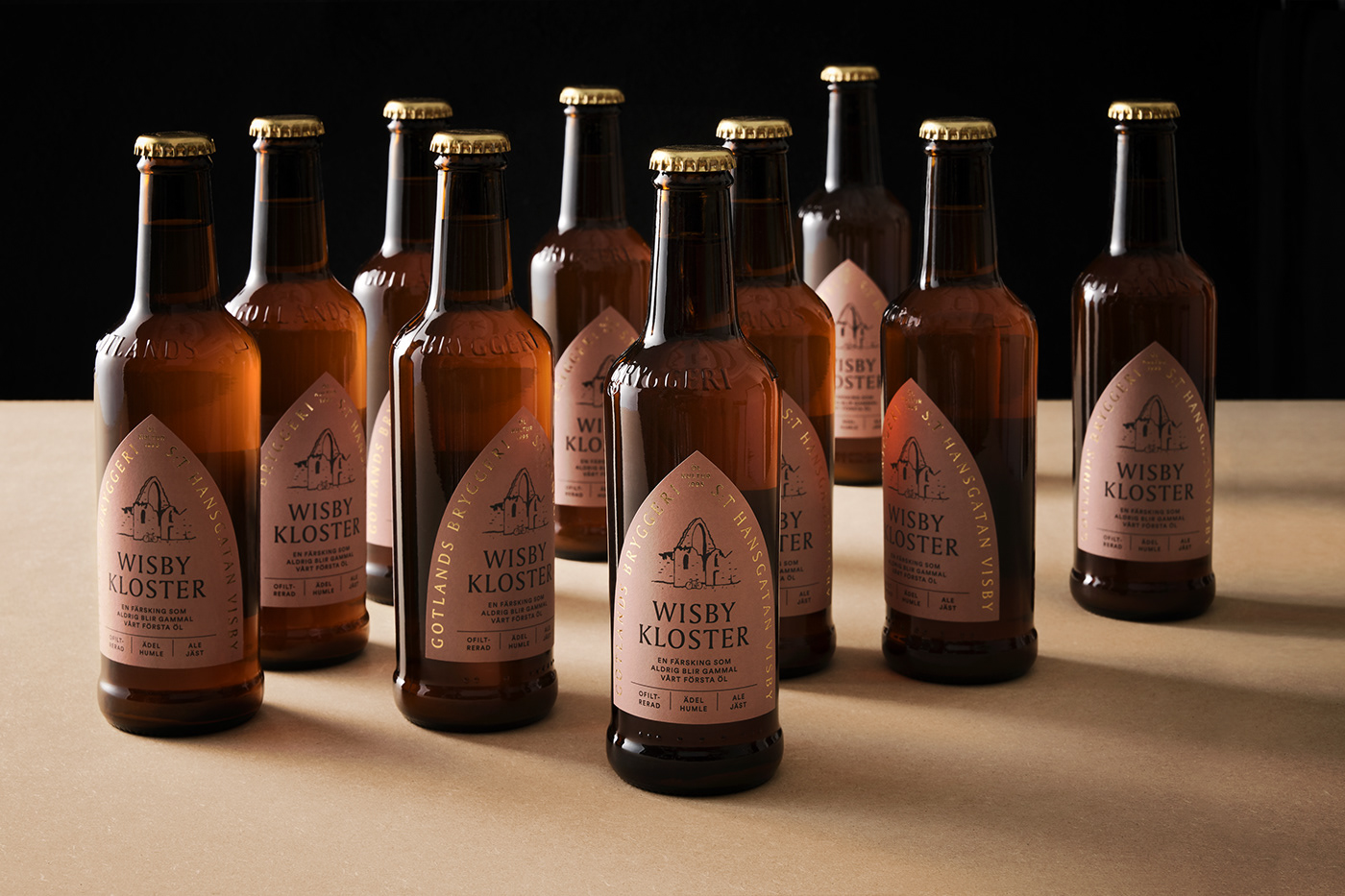 Brand design，packing，Gotland brigery Hotel，The wine bottle，