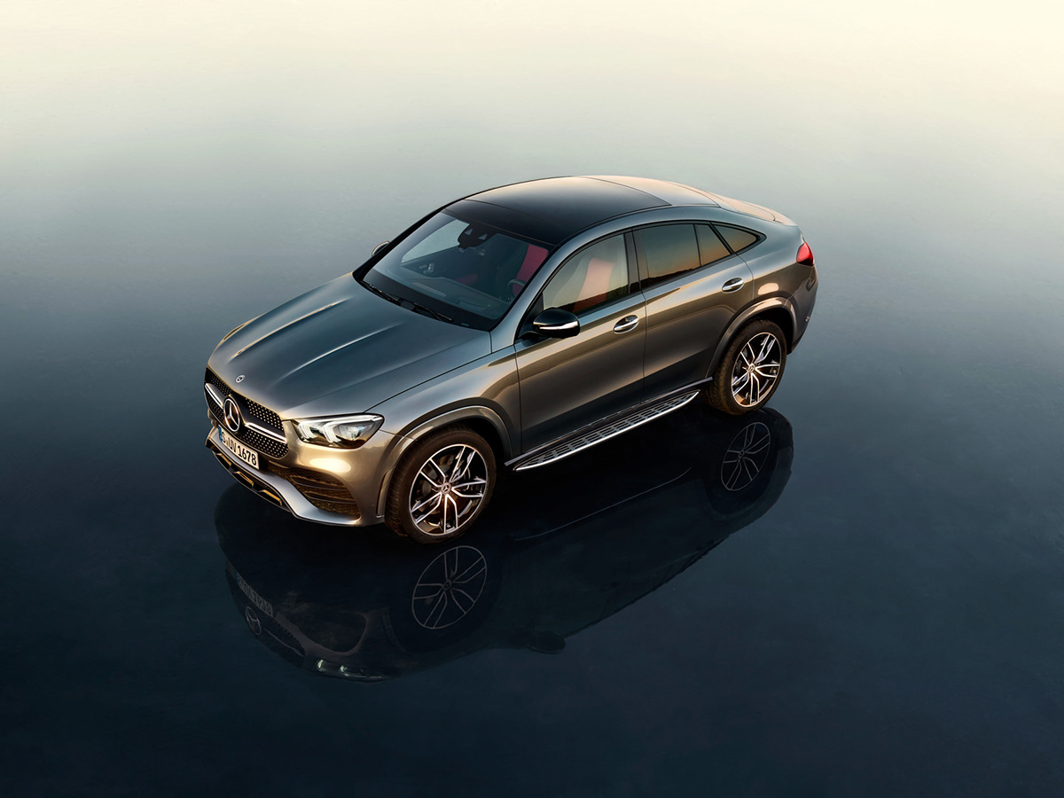 automobile，advertisement，Benz，