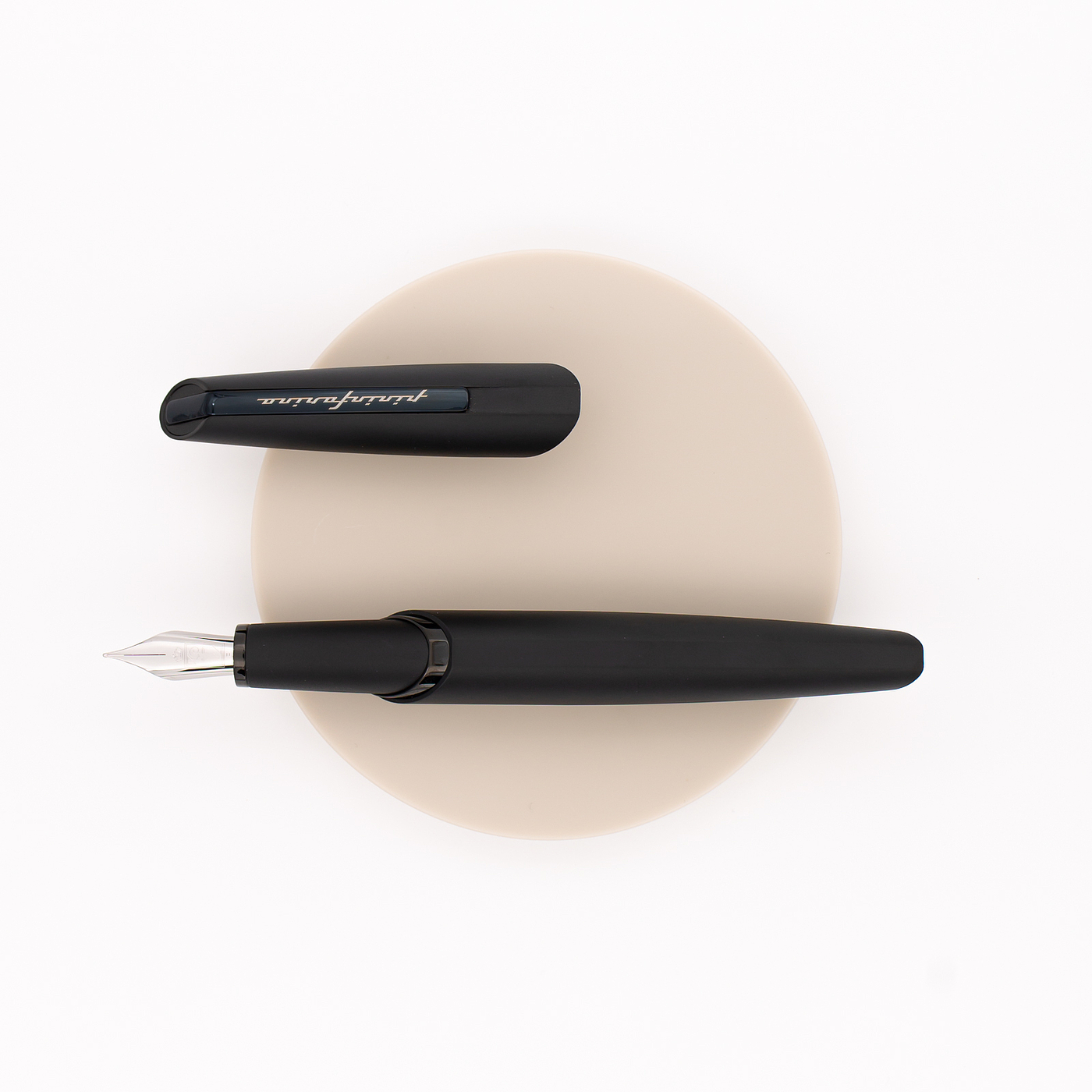 PF TWO，Pen，Stationery，2021 red dot product design award，