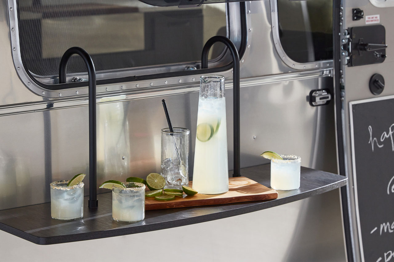 Touring car，camping，multi-function，