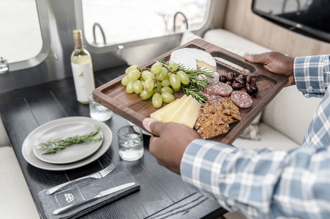 Touring car，camping，multi-function，