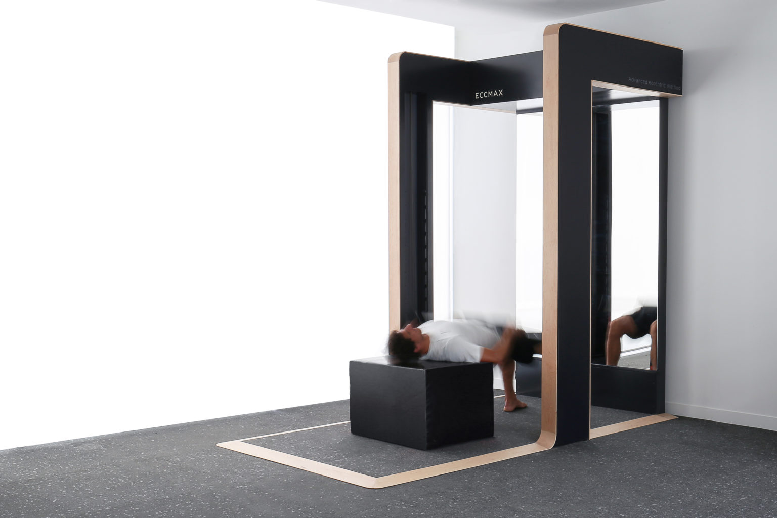 training system ，innovate，Centrifugal force，2021 red dot product design award，