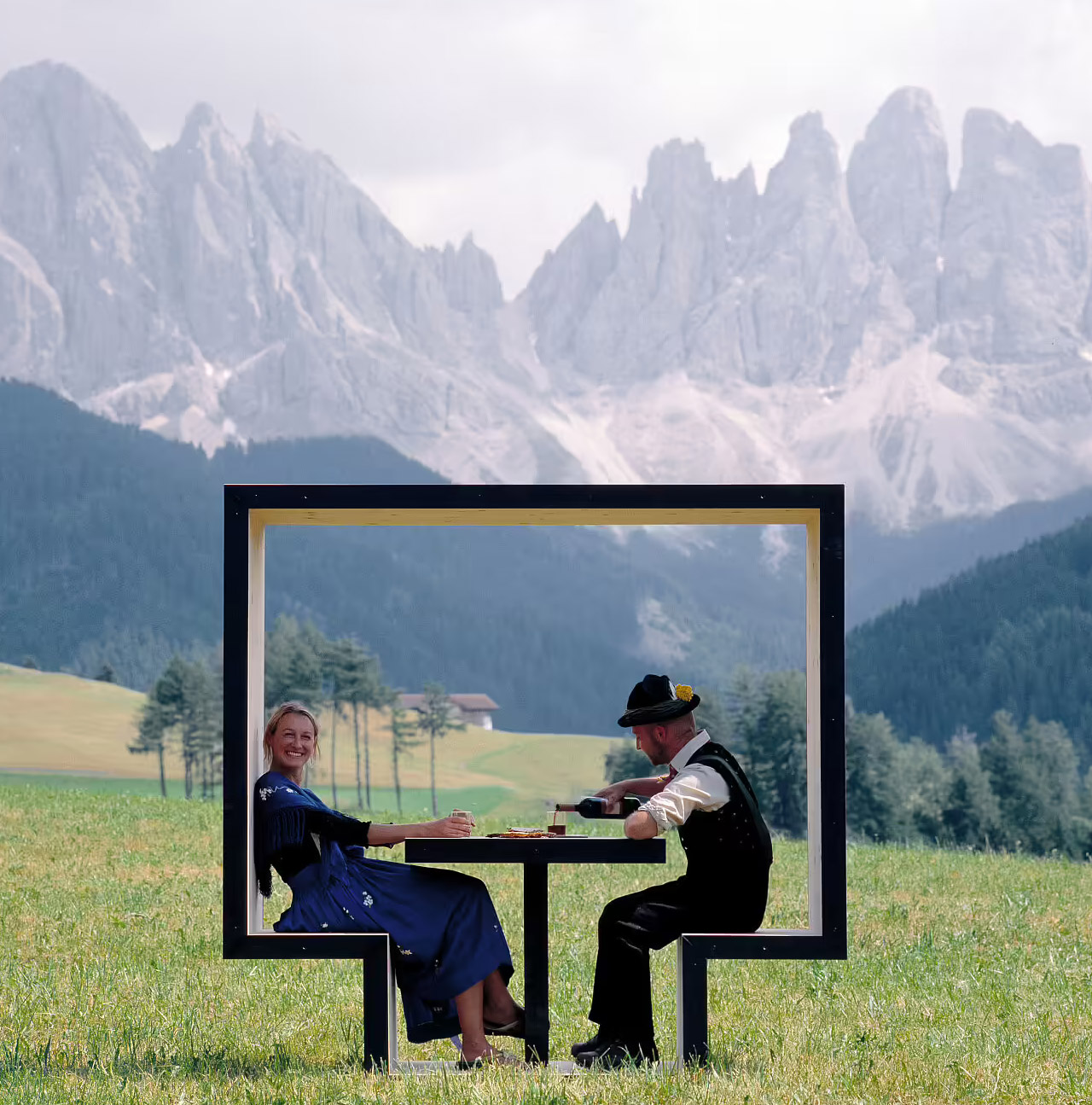 Tent，courtyard，cooker，Hanging chair，