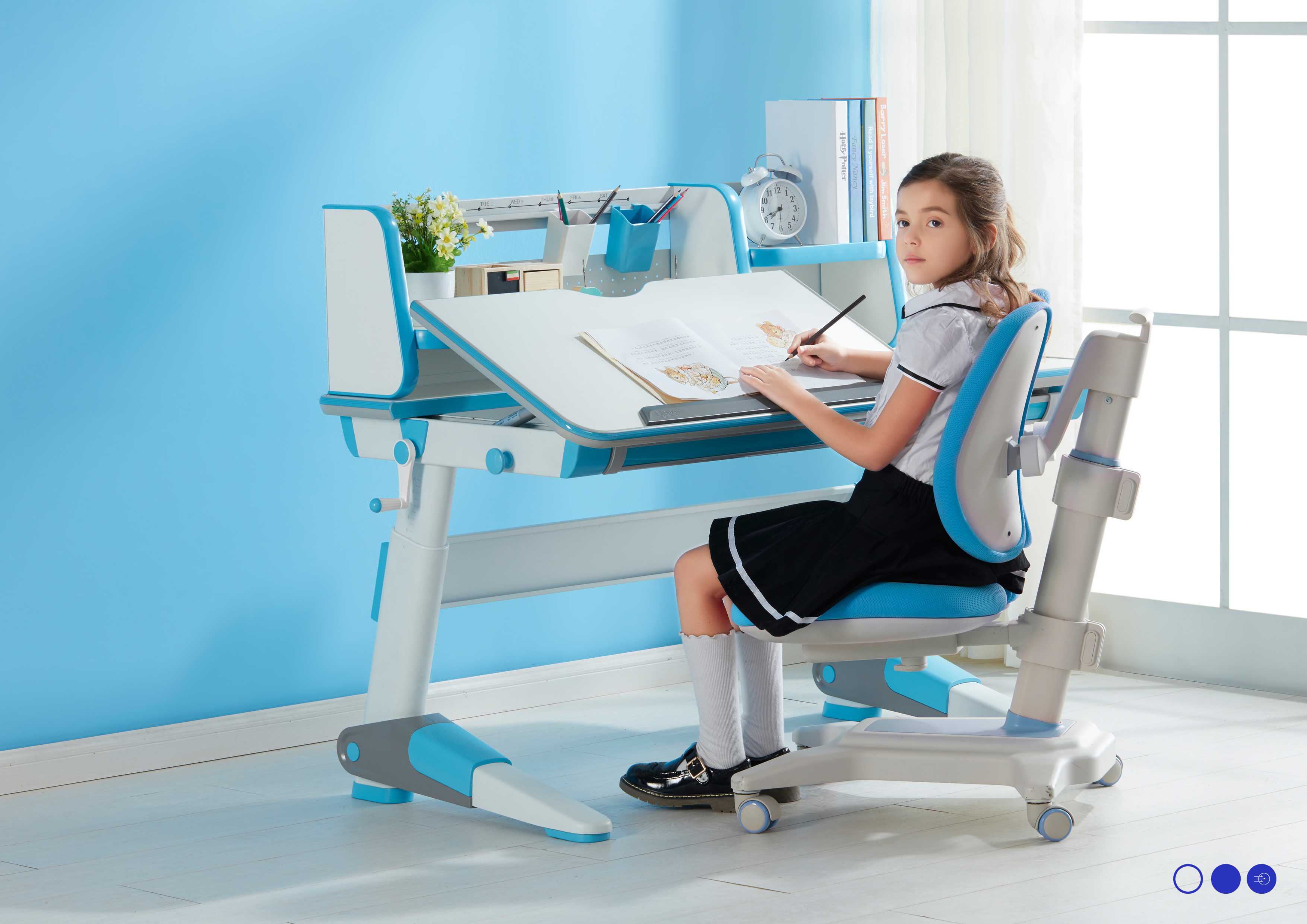 Children's desk，Lifting table，