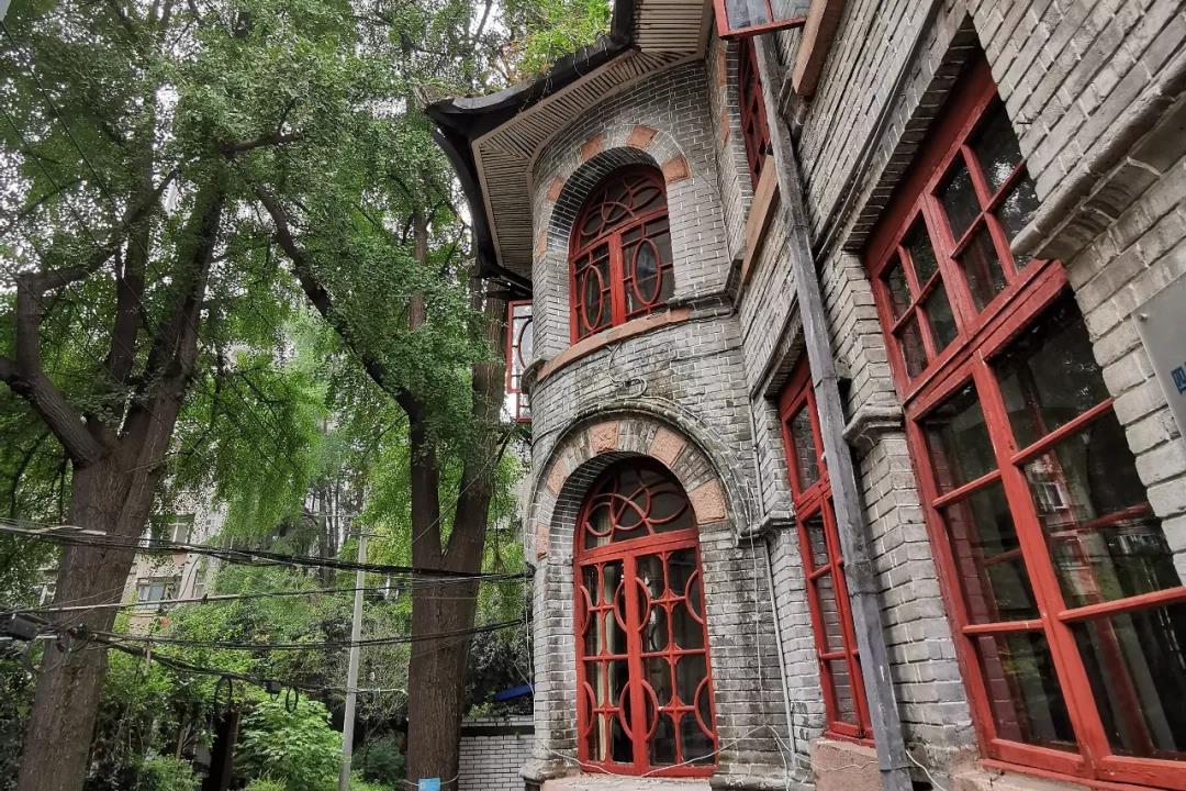 Cement tissue box，The other side，Retro architectural wind ornaments，Household practical ornaments，