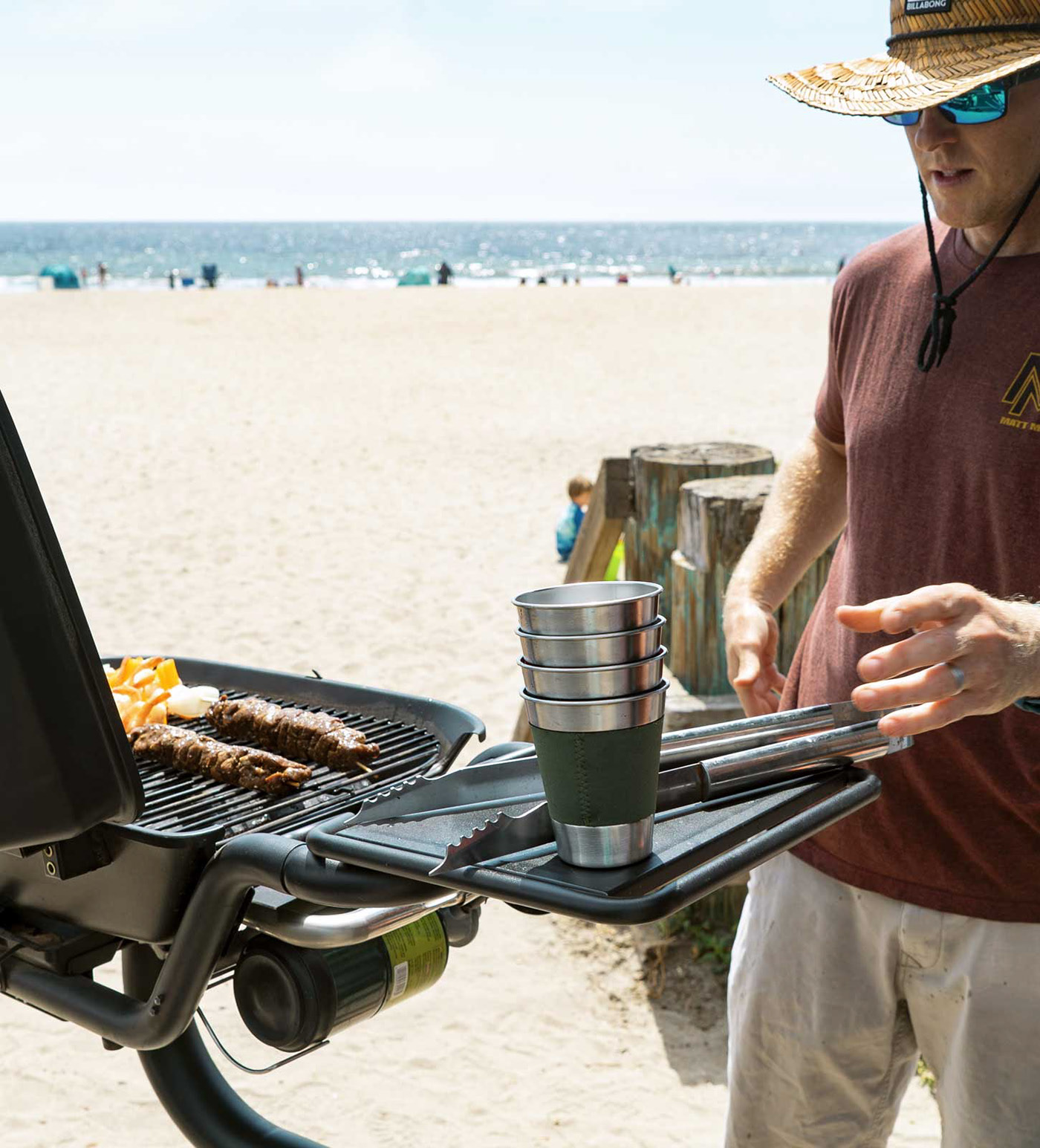 Charcoal grill，HitchFire，Forge 15，Outdoor cooking，