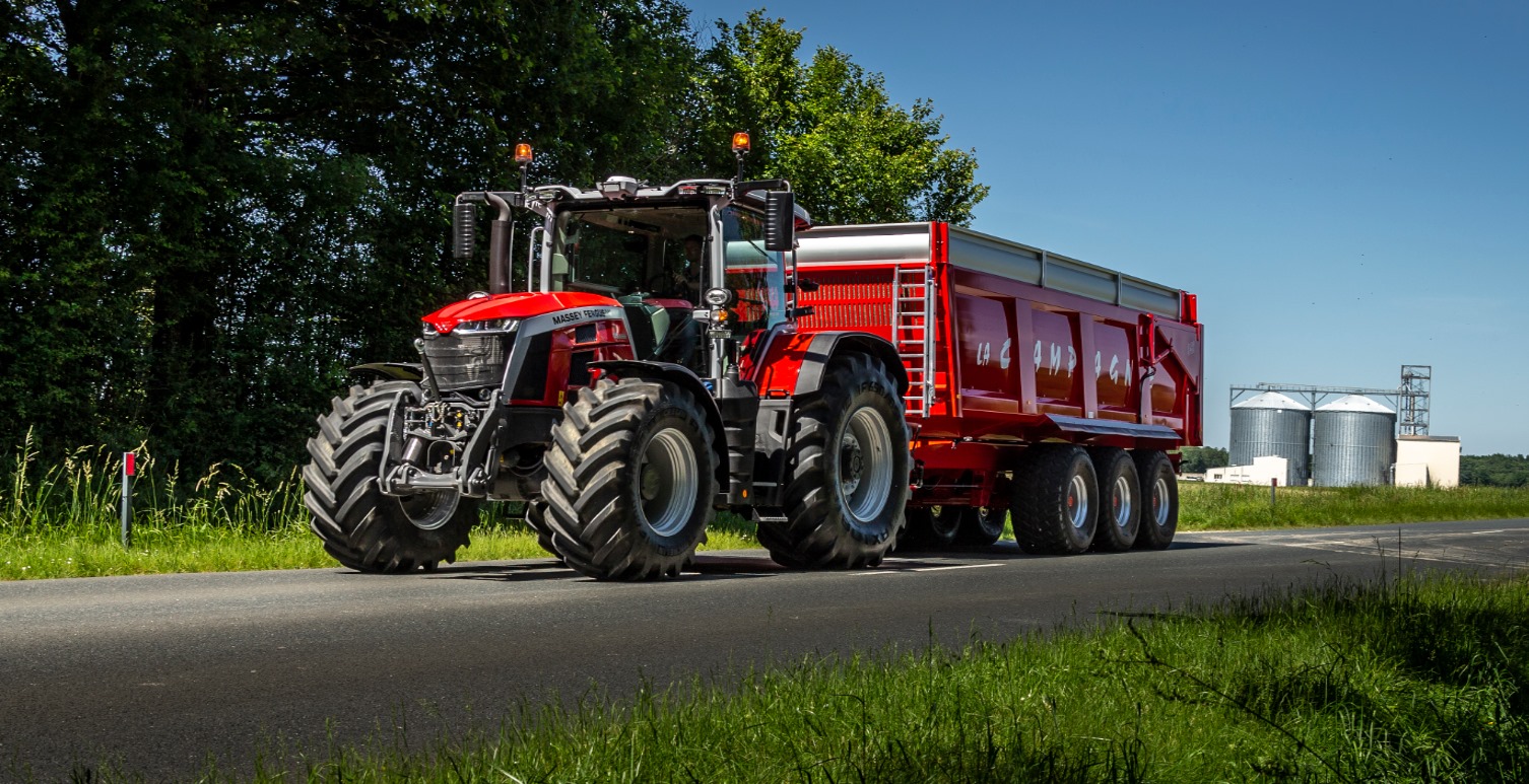 Tractor，Farming，2021 red dot product design award，
