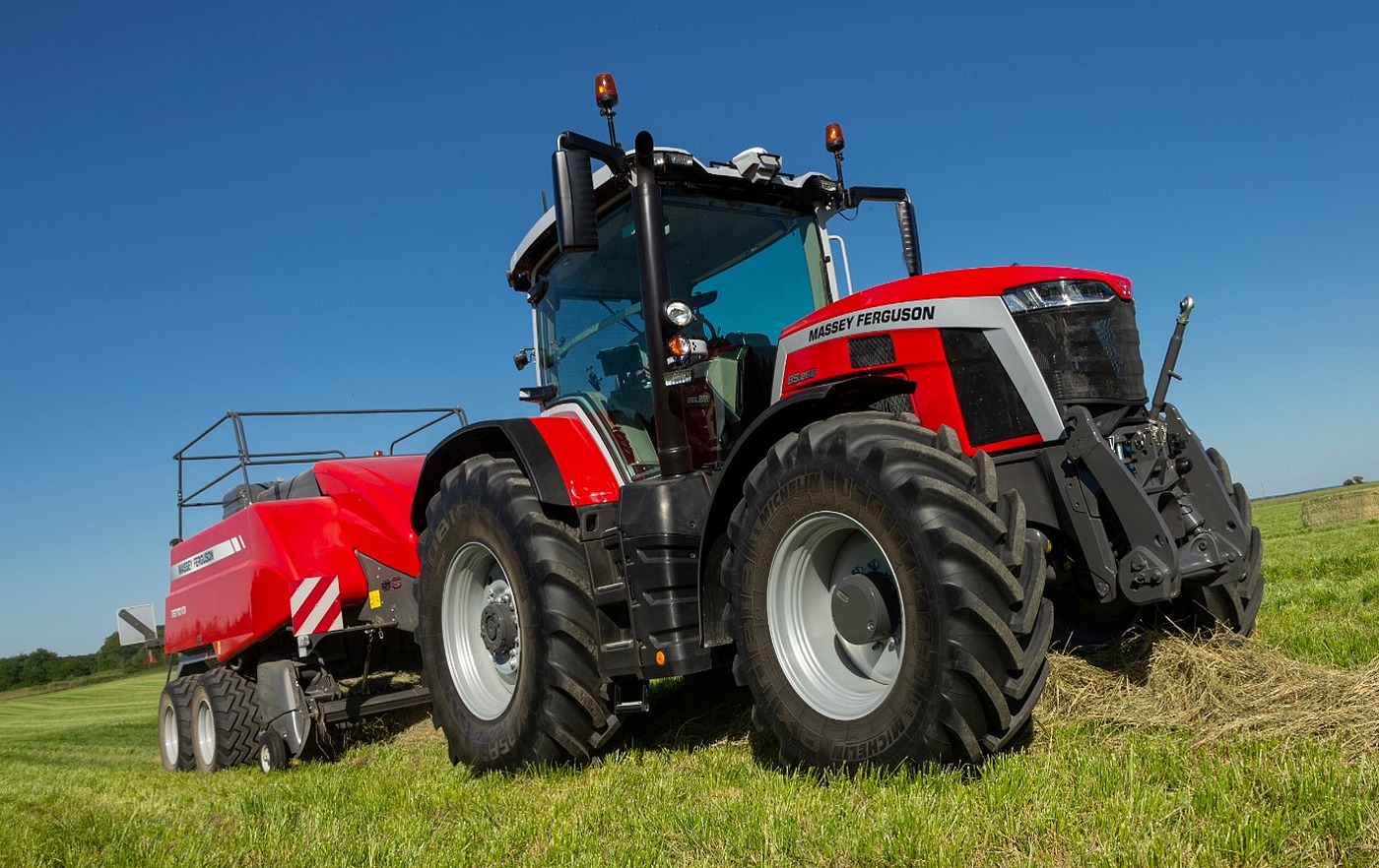Tractor，Farming，2021 red dot product design award，