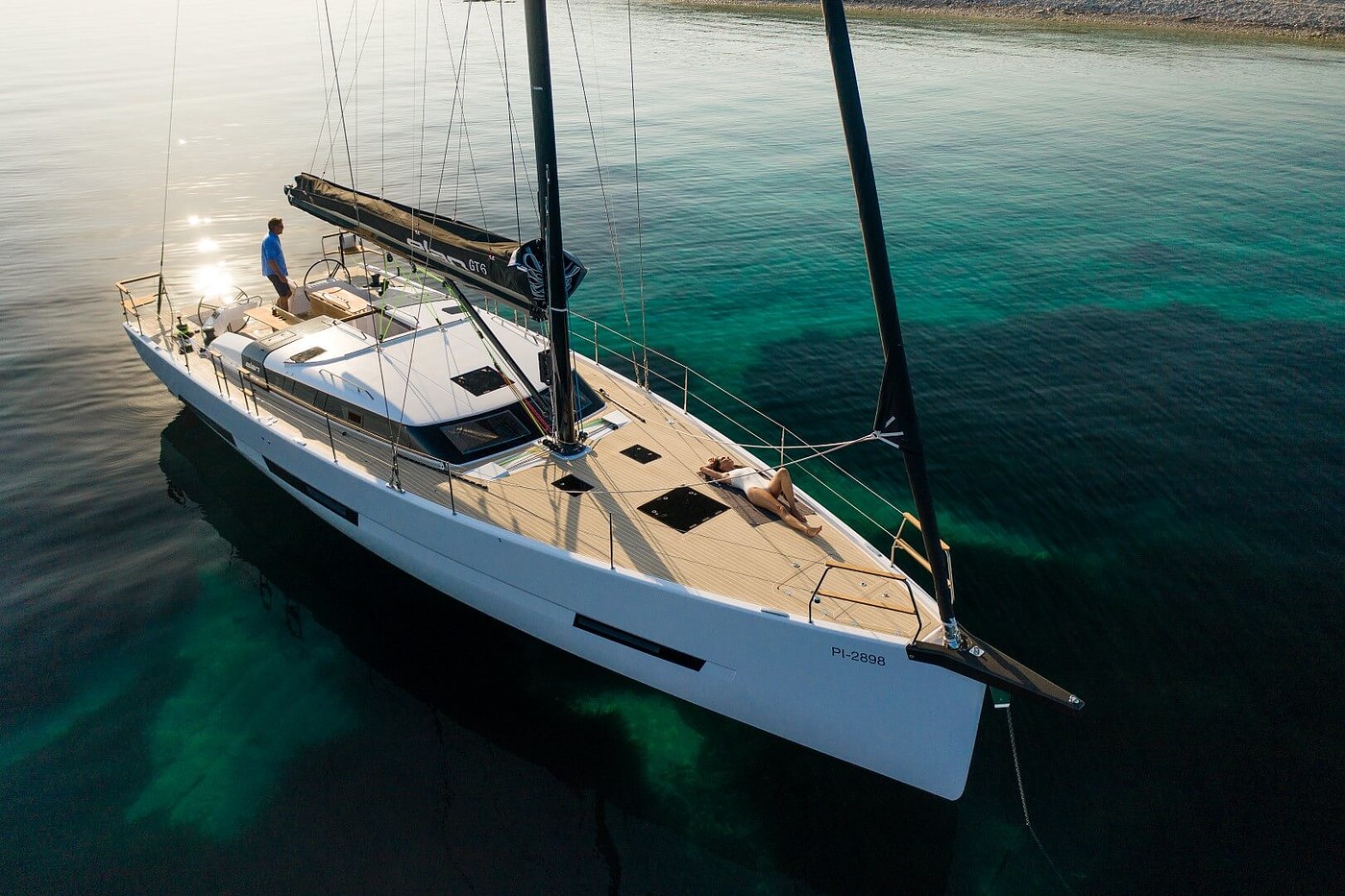2021 red dot product design award，Elan GT6，Sailboat，yacht，
