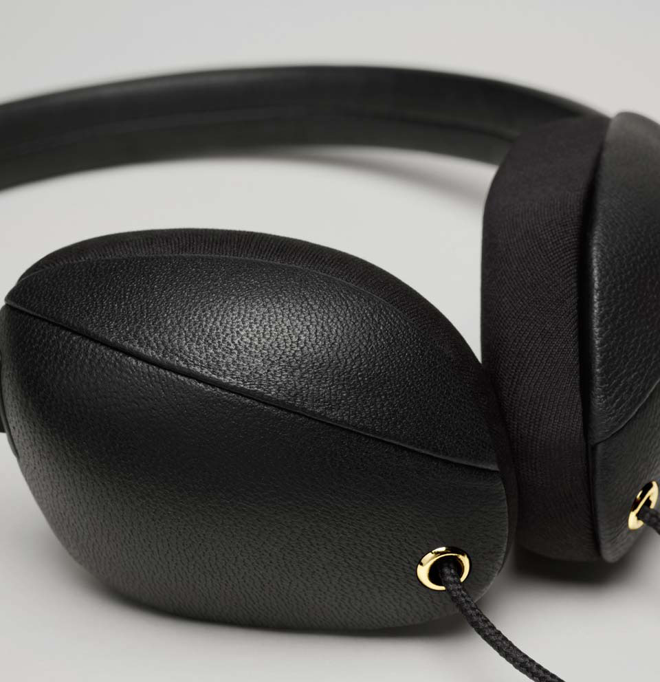 black，white，Molami，Stockholm, Sweden，luxurious，