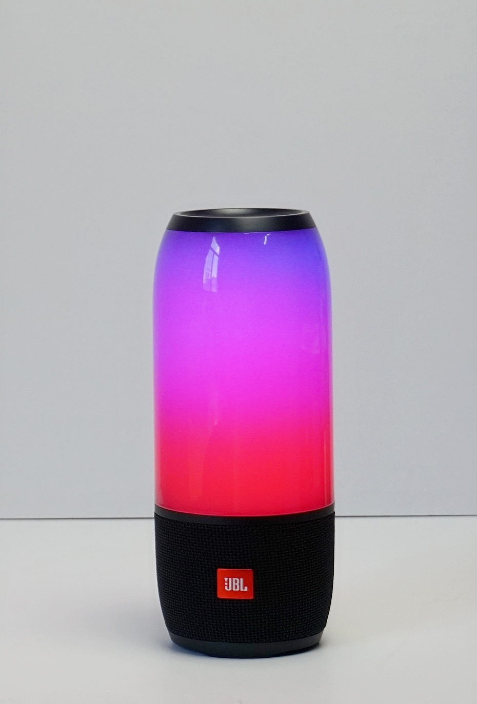 2017 red dot，Colorful lighting and sound，JBL Pulse 3，