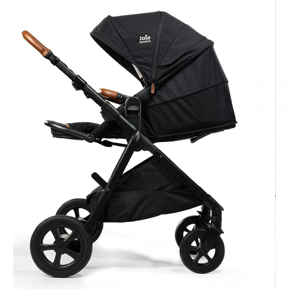 2021 red dot product design award，air ™，baby carriage，