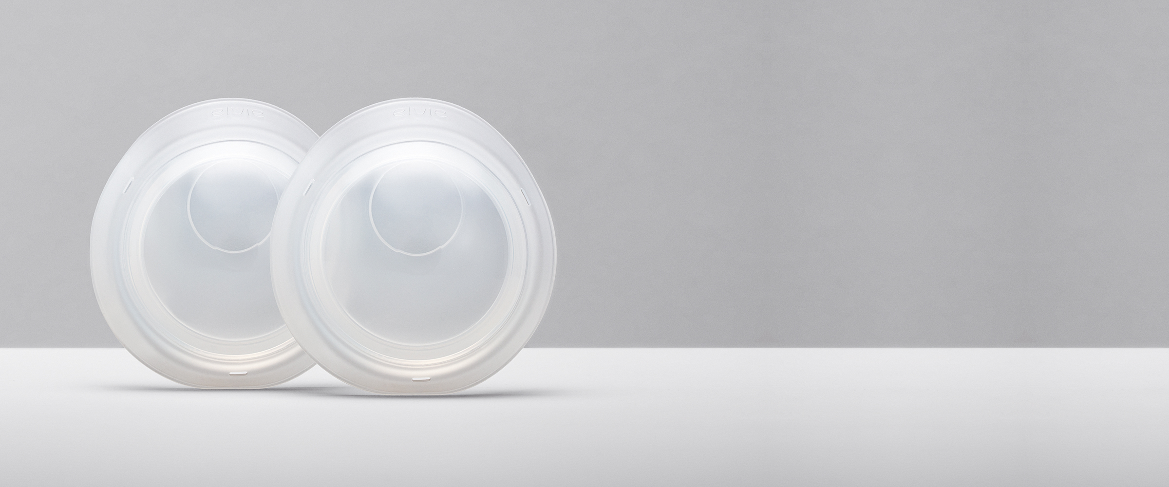 2021 red dot product design award，Elvie Catch，Breast milk collection cup，
